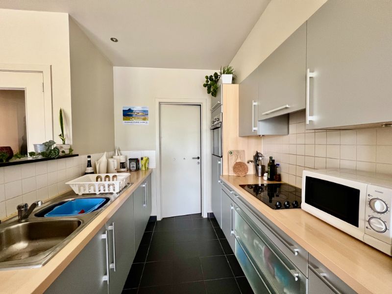 RUSTIG GELEGEN 2- SLAAPKAMERAPPARTEMENT MET TERRAS EN GARAGE foto 9