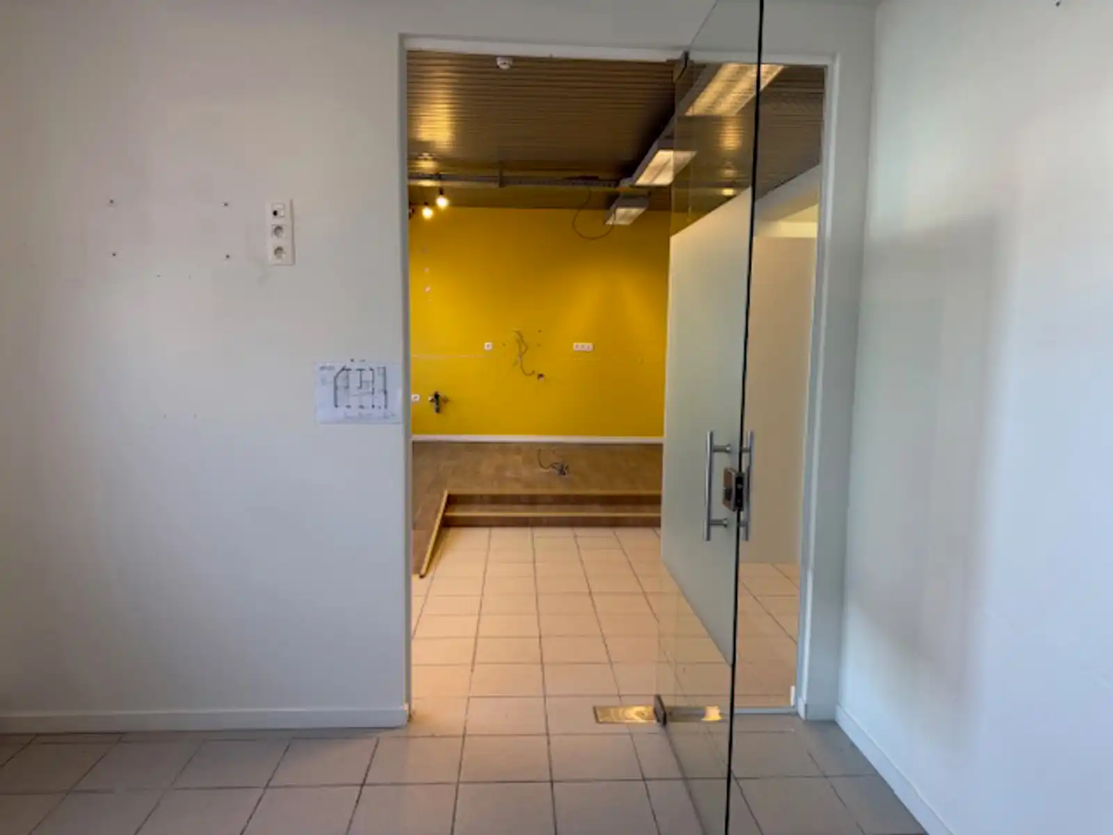 Te huur : handelspand in Aalst foto 4