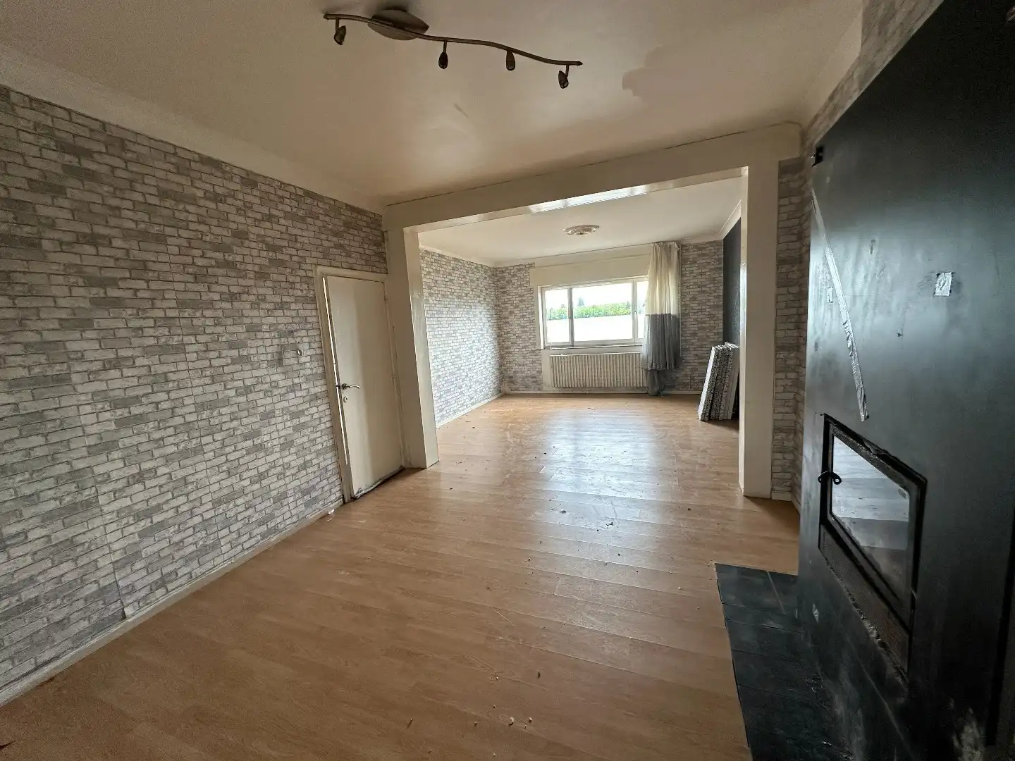 Te renoveren vrijstaande woning met 400m² Magazijn op 7a85ca perceel foto 13