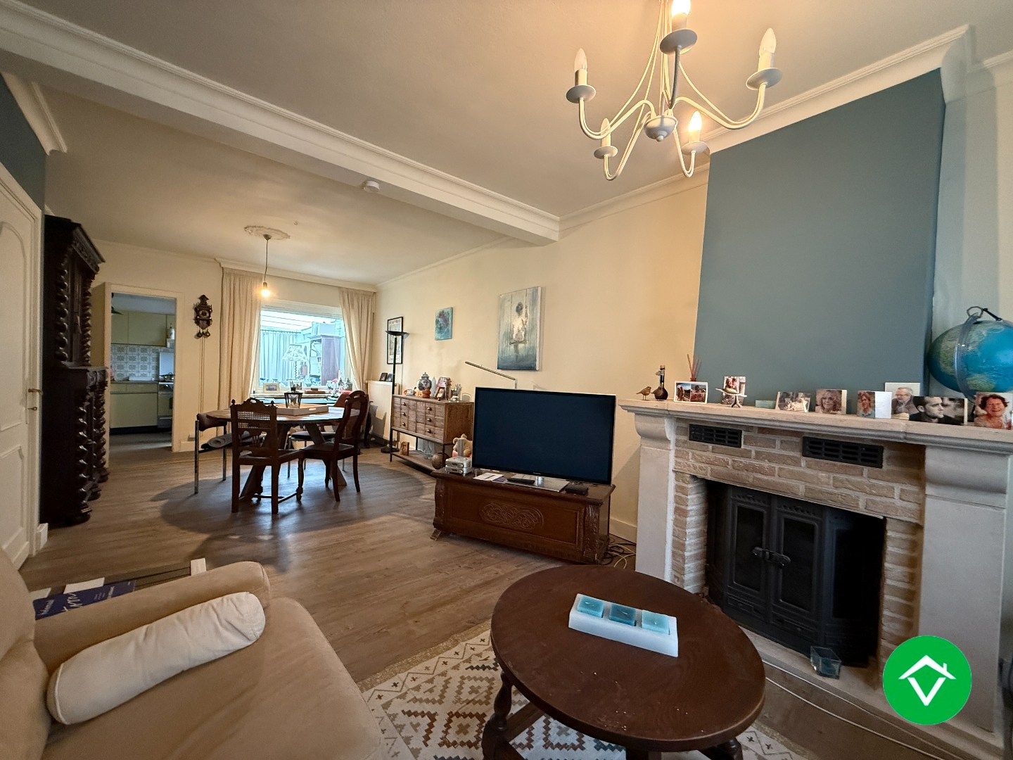 Halfopen bebouwing met 2 slaapkamers, tuin en garage foto 3