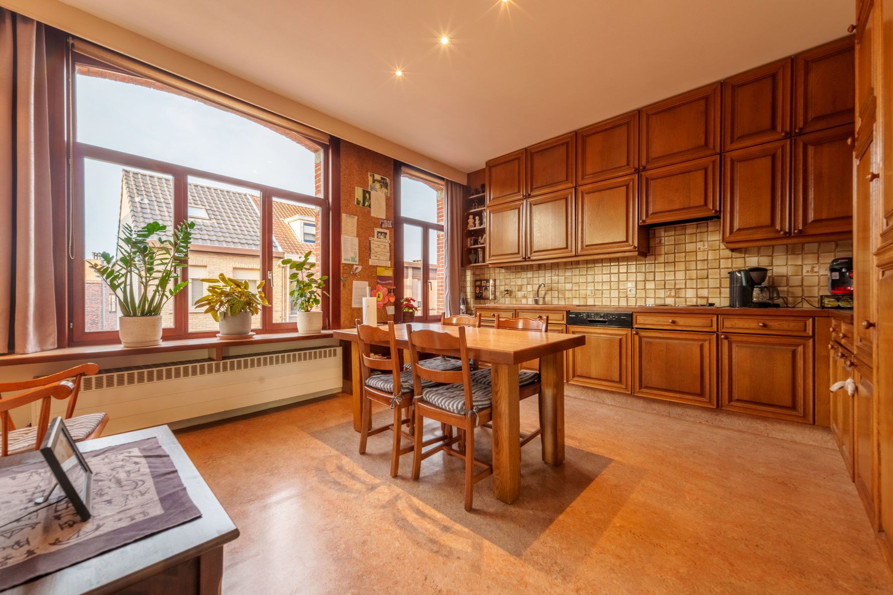 Grote gezinswoning te Hemiksem.  foto 7