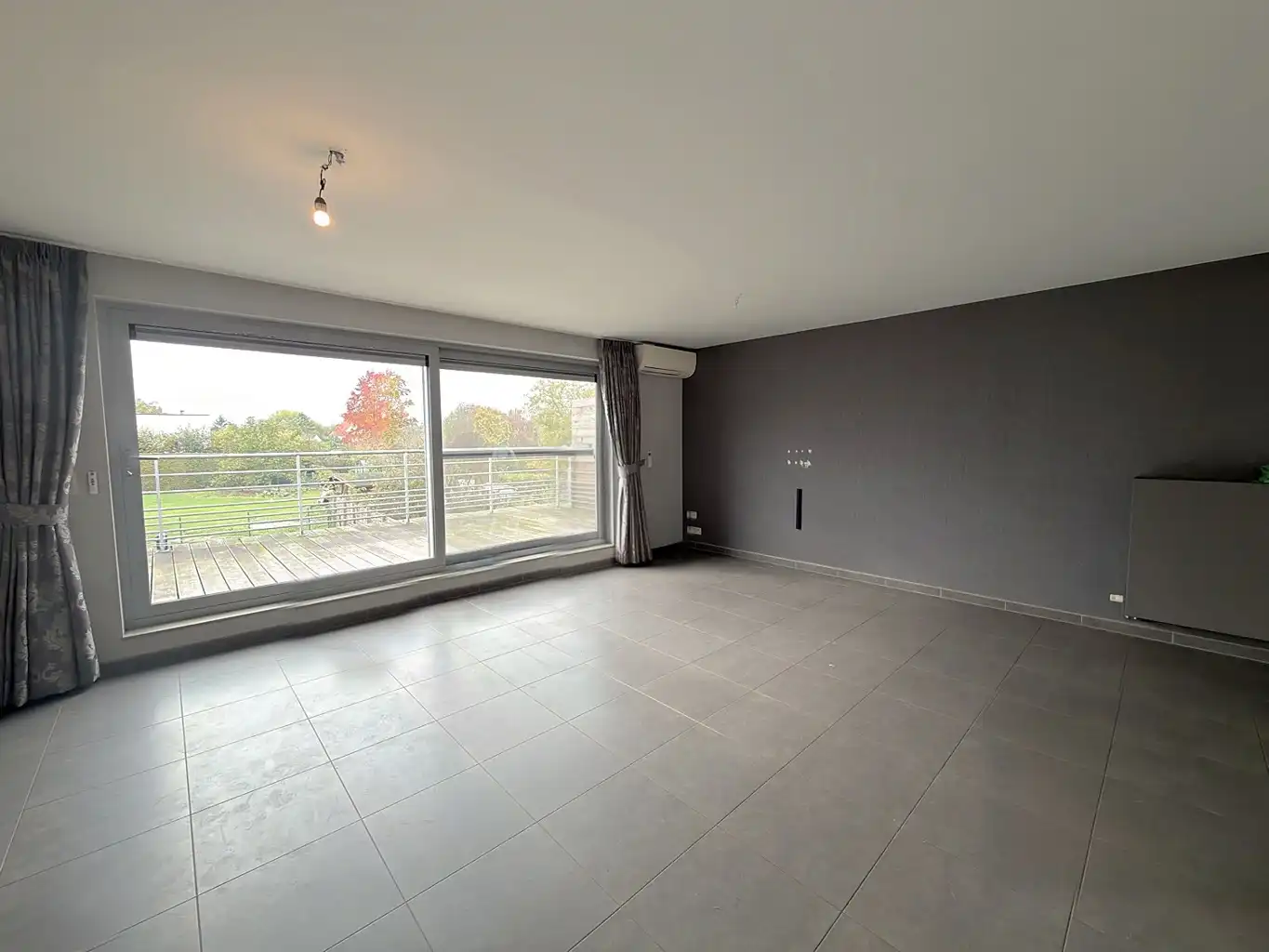 Duplex appartement met kelder en overdekte autostaanplaats foto 6