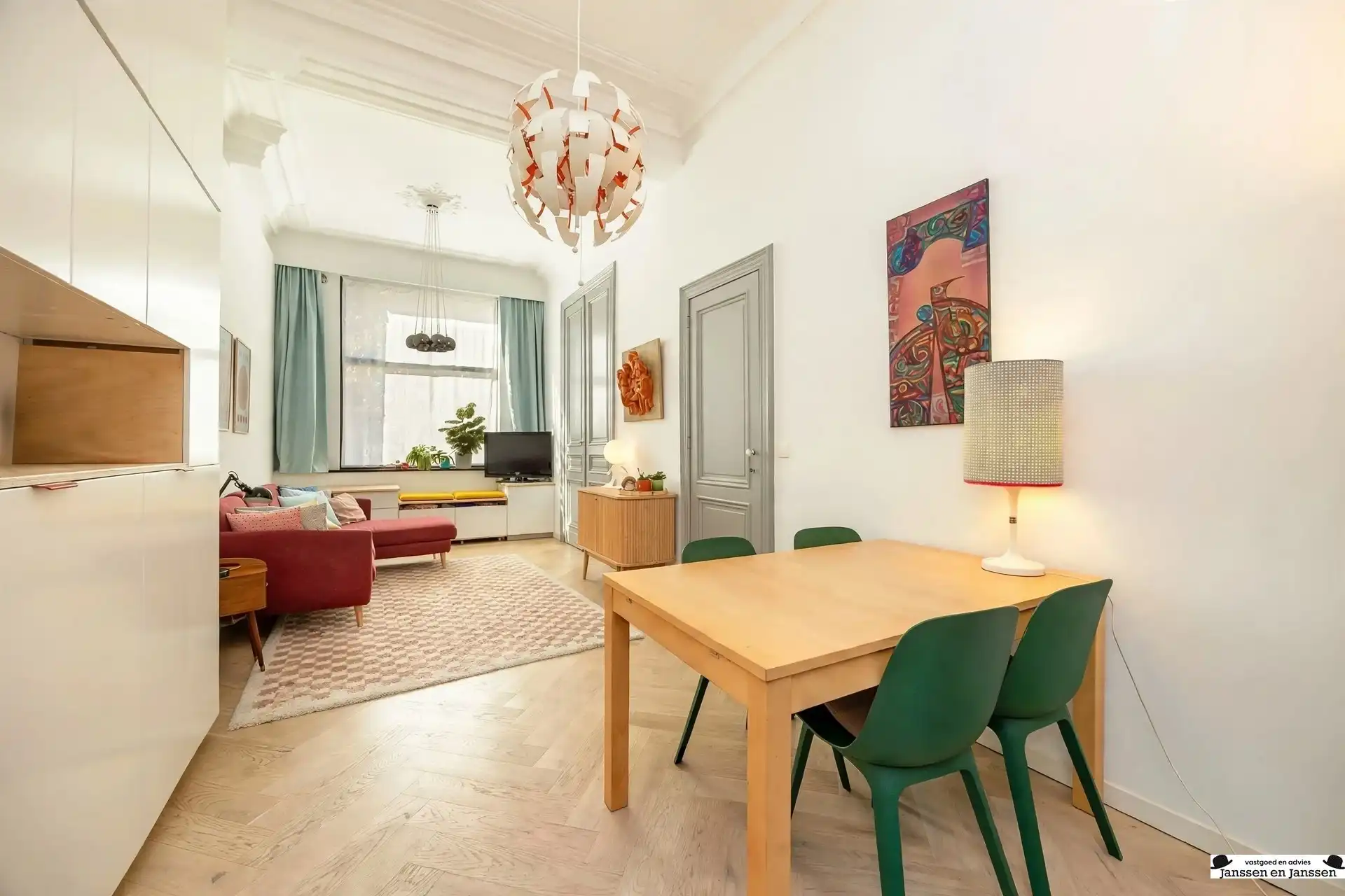 Prachtig gerenoveerd herenhuis met groene stadstuin foto 5