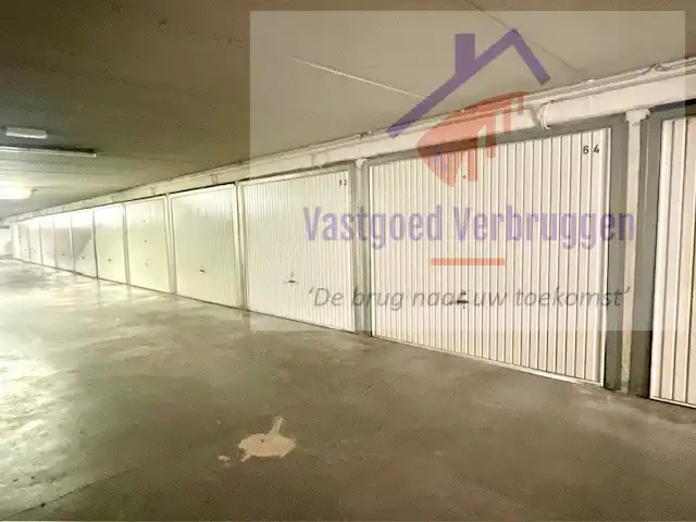 Te huur: Garagebox - Parking De Burcht foto 4