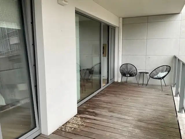 TE HUUR – Prachtig 2-slaapkamerappartement met ruim terras in Oudergem, nabij Brussel foto 11