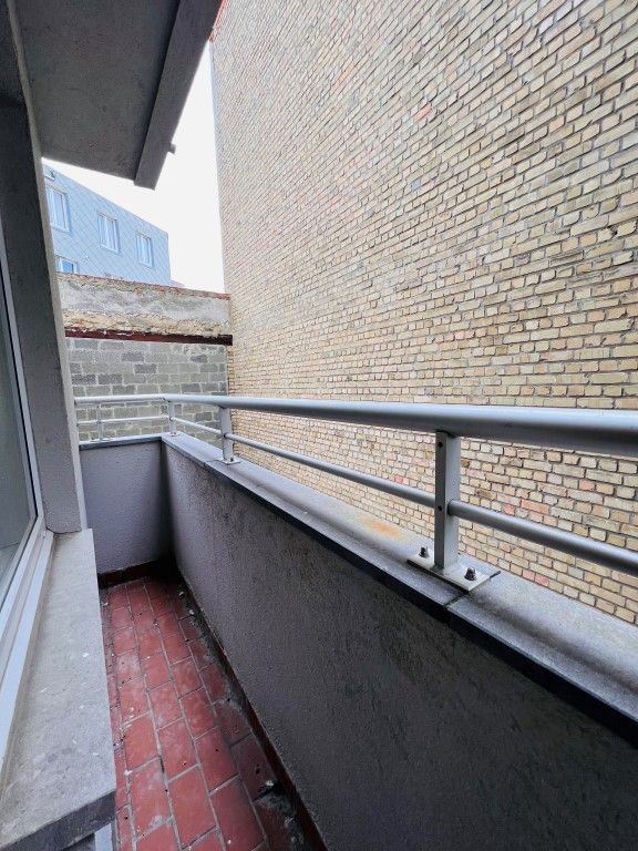 Volledig gerenoveerd, gemeubeld appartement met 2 slaapkamers foto 12