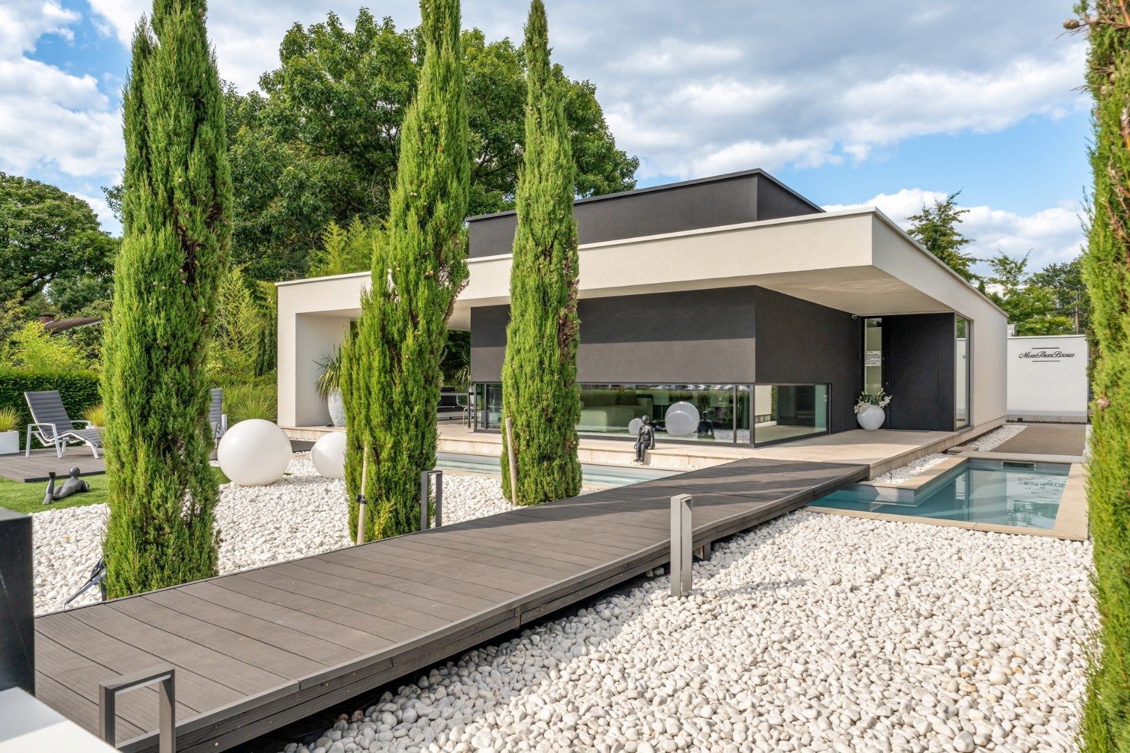 Unieke designvilla met zwembad en panoramisch uitzicht op het Albertkanaal foto 18