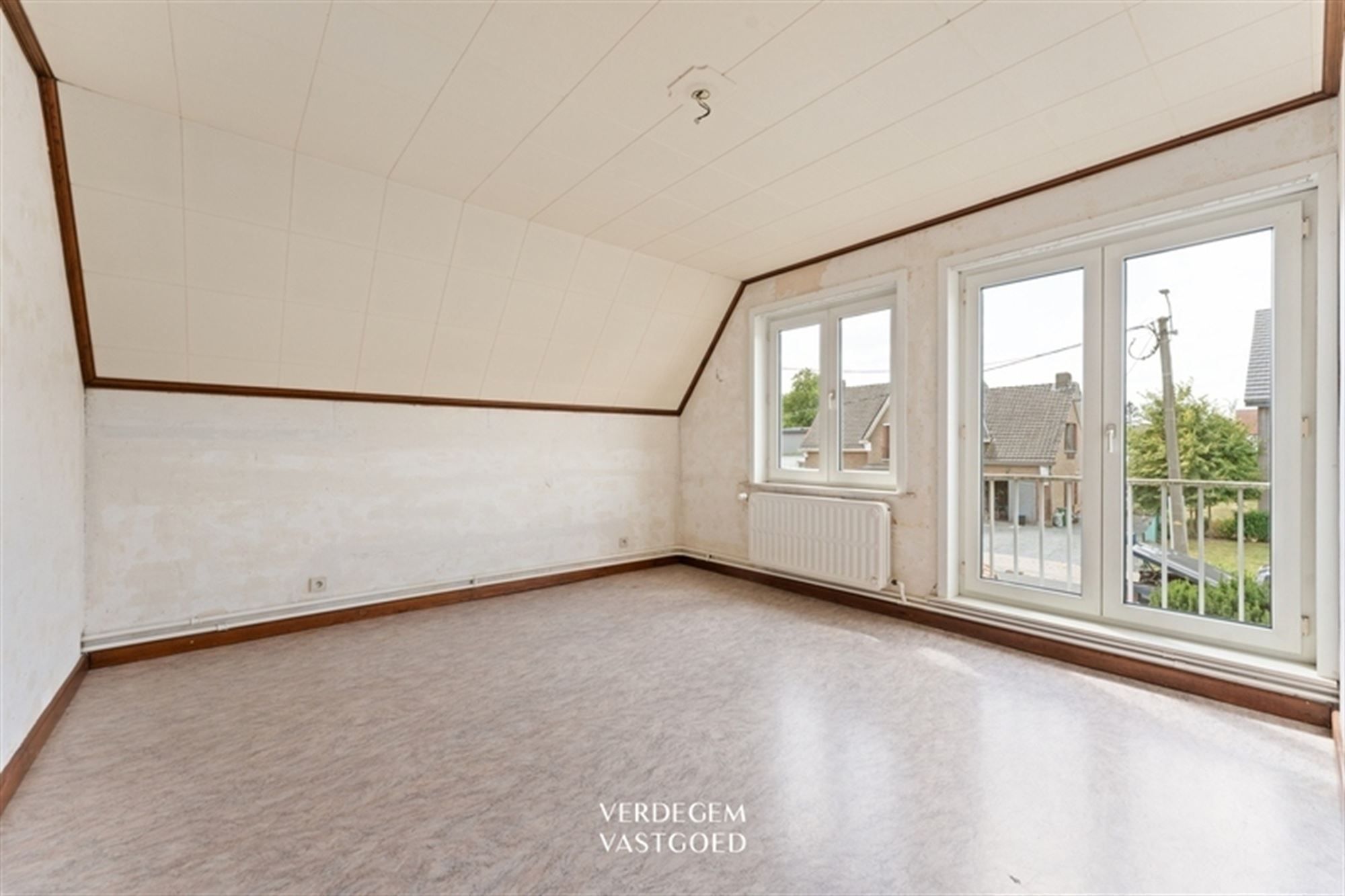 Karaktervolle woning met jaren '50 charme, 3 slaapkamers, garage en gezellige tuin foto 12