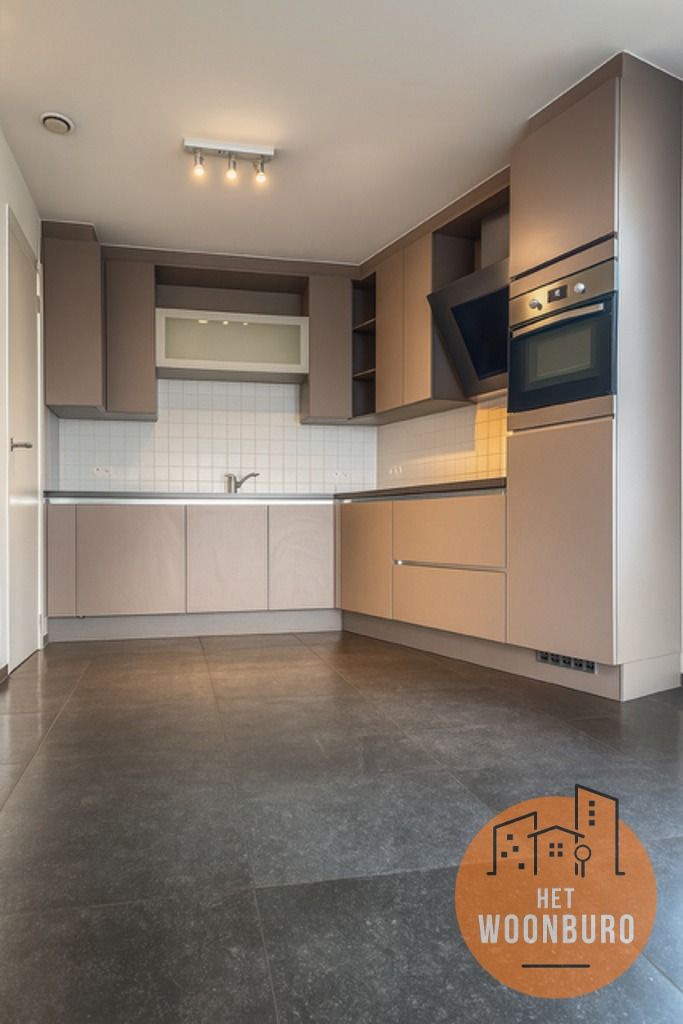 Appartement met kelder en autostaanplaats foto 4