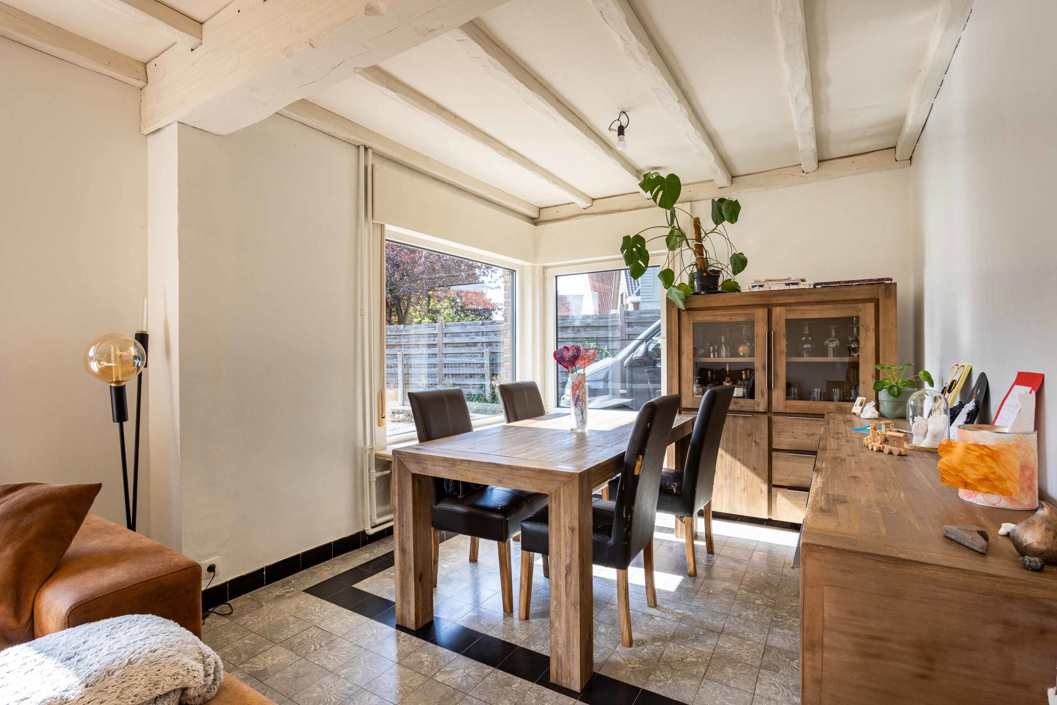 Halfopen woning met 3 slpks, garage en tuin te Oudenaarde foto 4