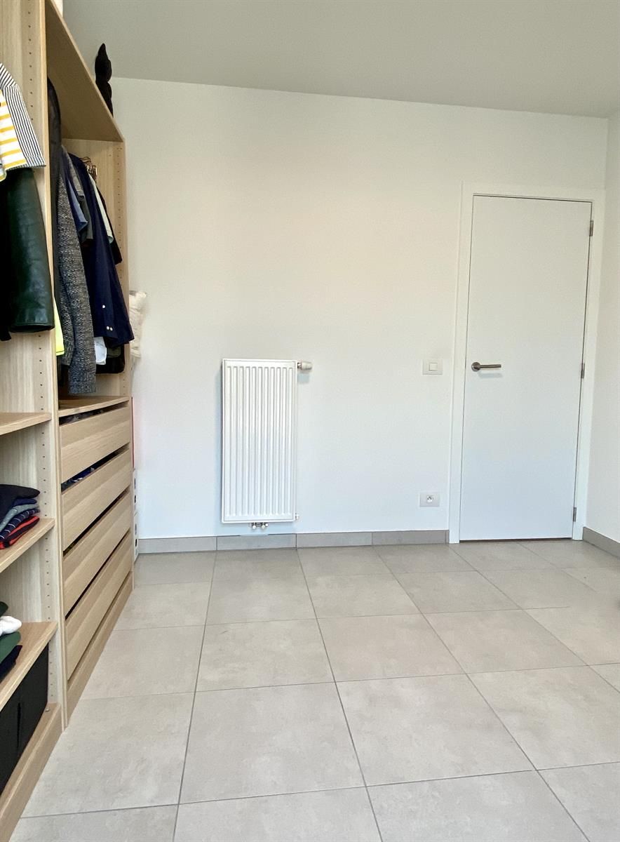 Appartement met zuidwest gericht terras te Aalst! foto 14