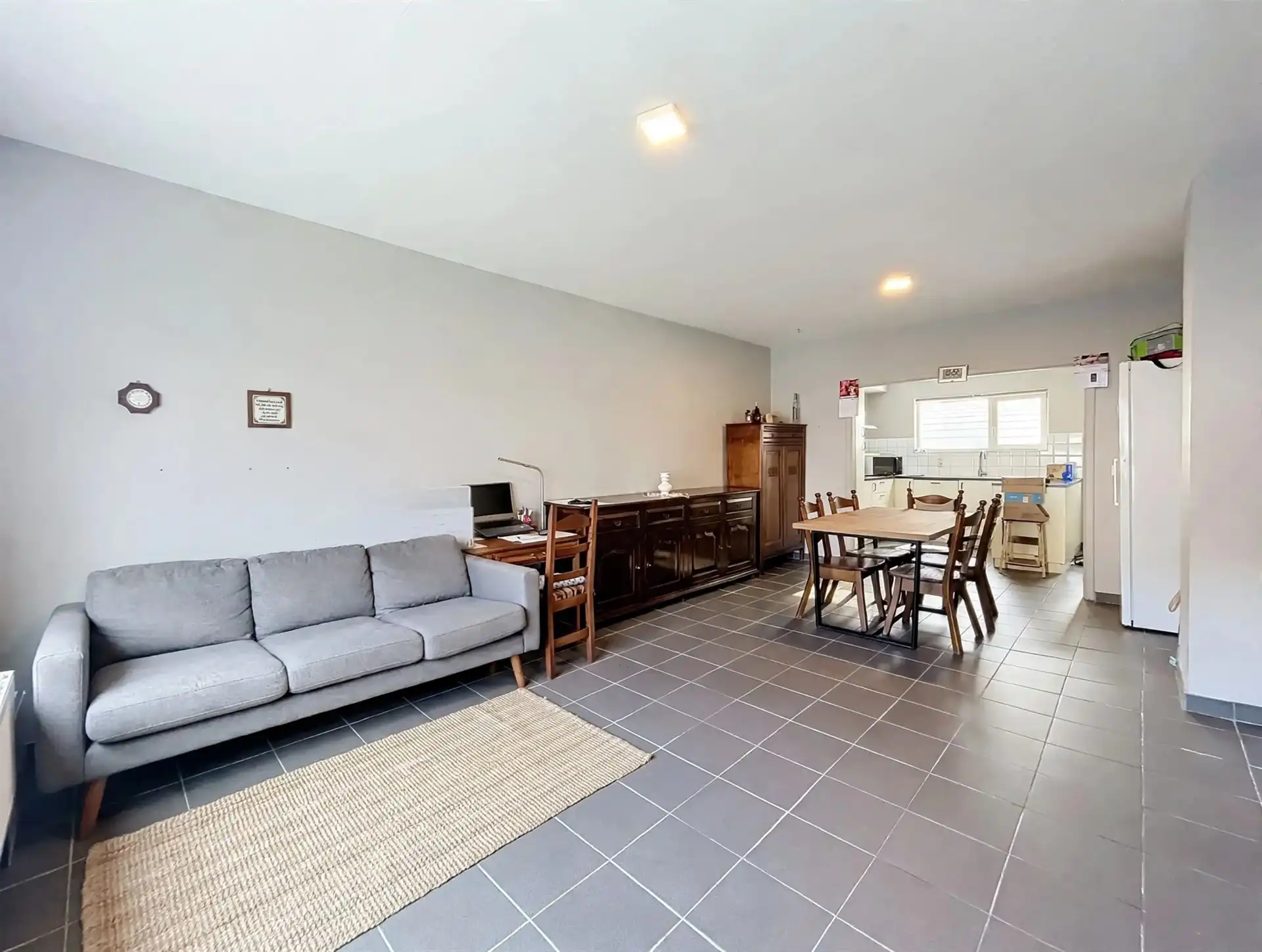 instapklare gezinswoning met 3 slaapkamers en garage foto 2