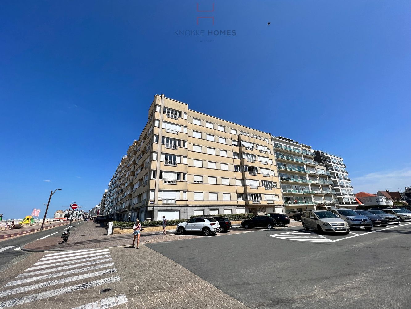 Prachtig appartement aan de Meerlaan, met mooi zijzeezicht op Albertstrand foto {{pictureIndex}}