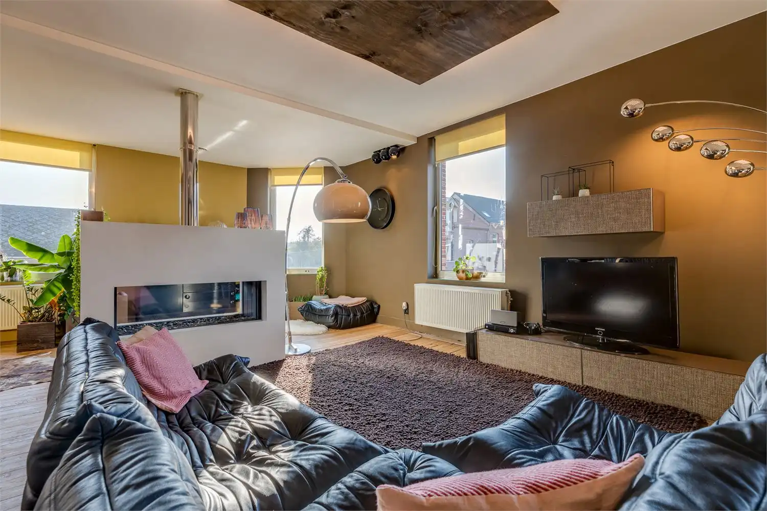 Handelspand met woonst en app. op toplocatie te Putte foto 27