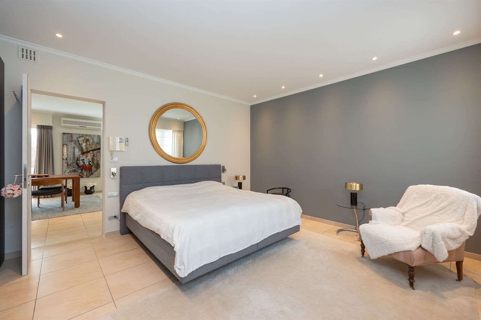 Een moderne villa met 4 ruime SLKS  nabij het centrum van Heide- Kalmthout. foto 17