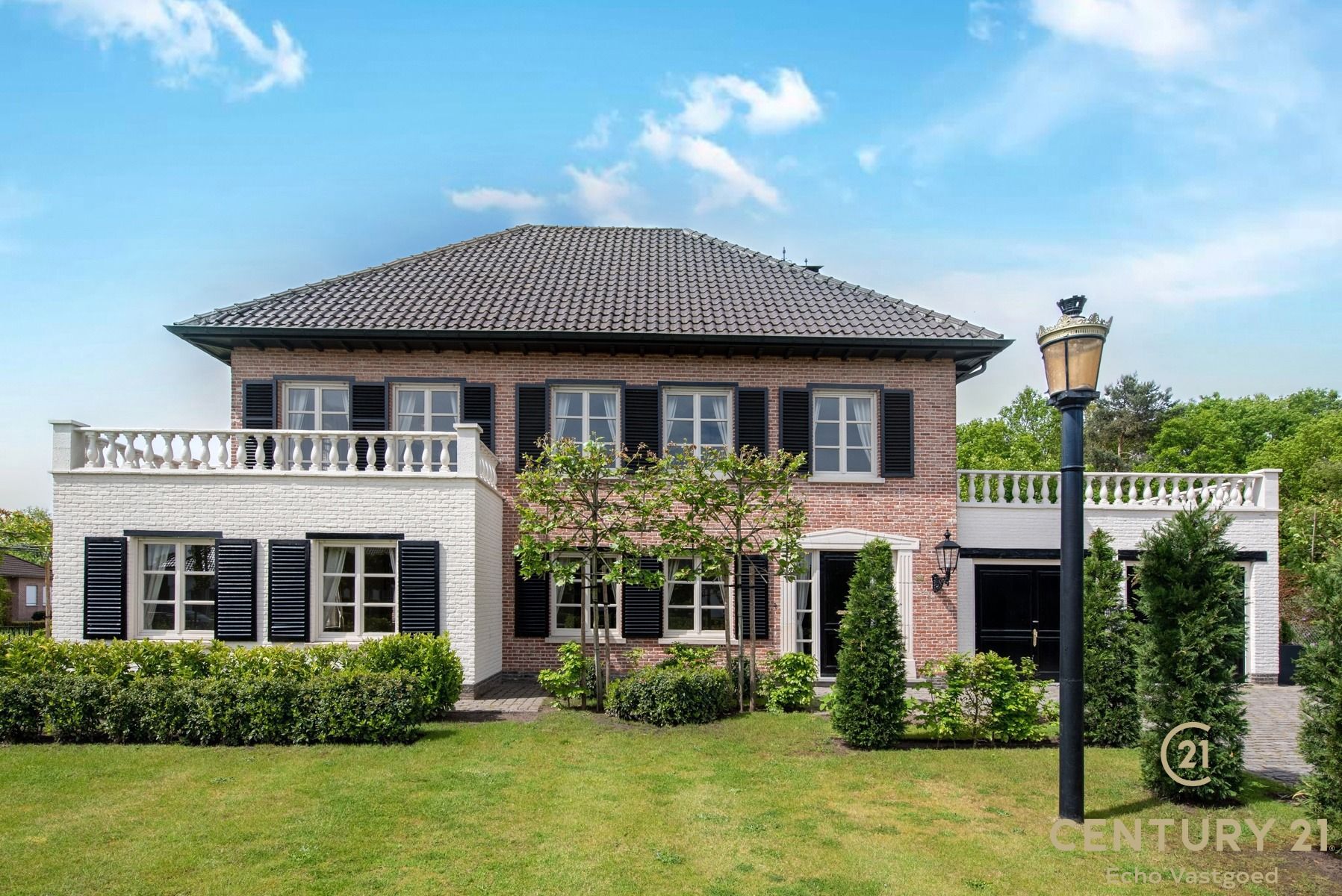 Statige goed onderhouden manoir villa met fraaie tuin   foto 23