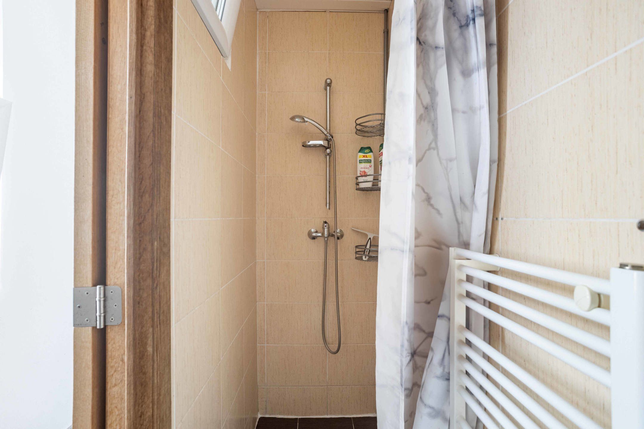 Ruime, instapklare woning met tuin in rustige omgeving! foto 25