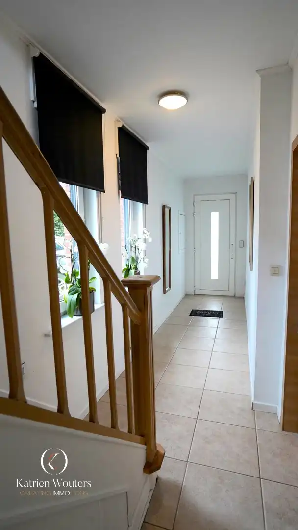 Gunstig gelegen gerenoveerde gezinswoning met tuin foto 13