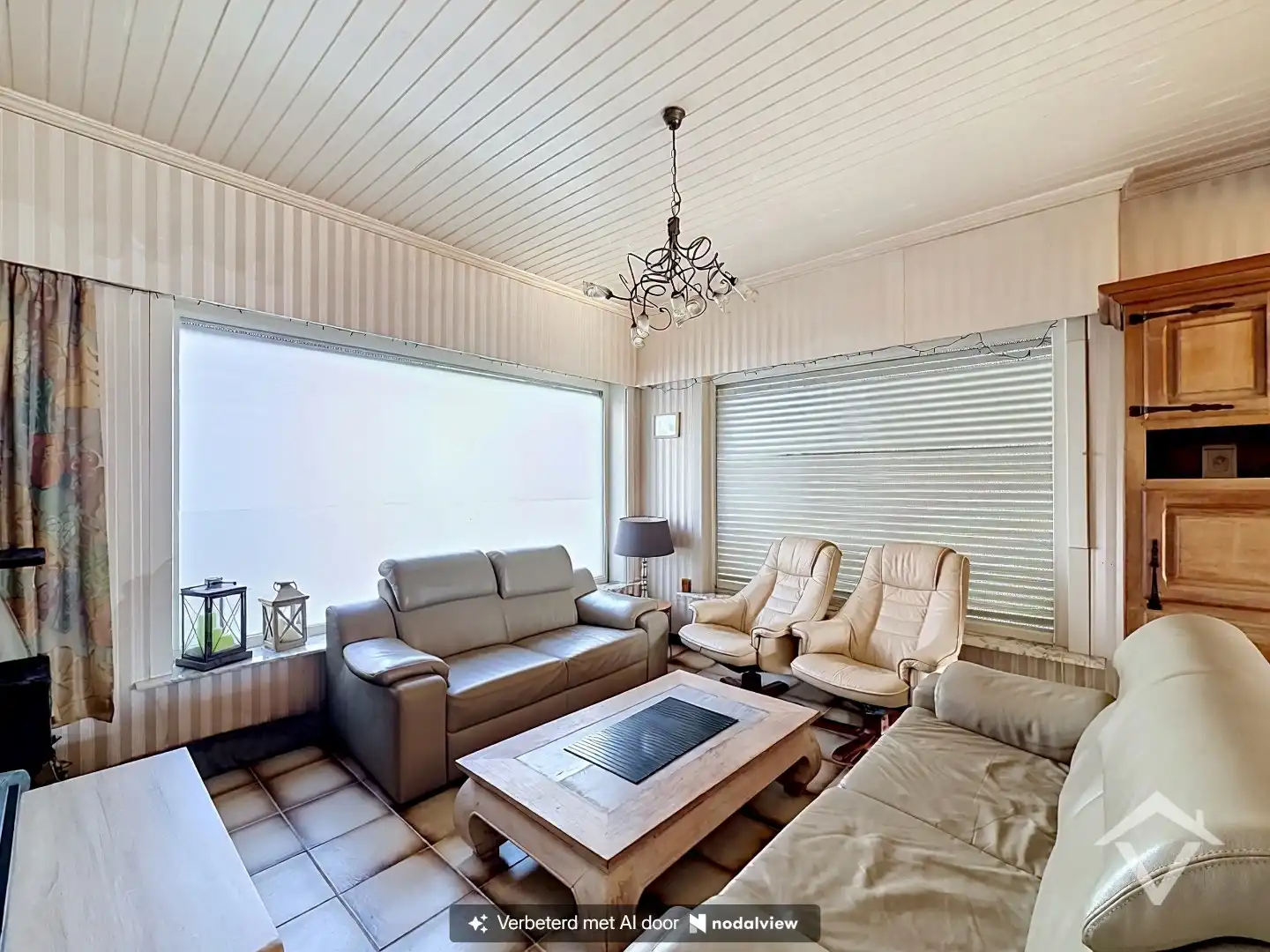 Woning met tal van mogelijkheden, 2 garages en ruim perceel van 735 m² nabij het centrum! foto 7