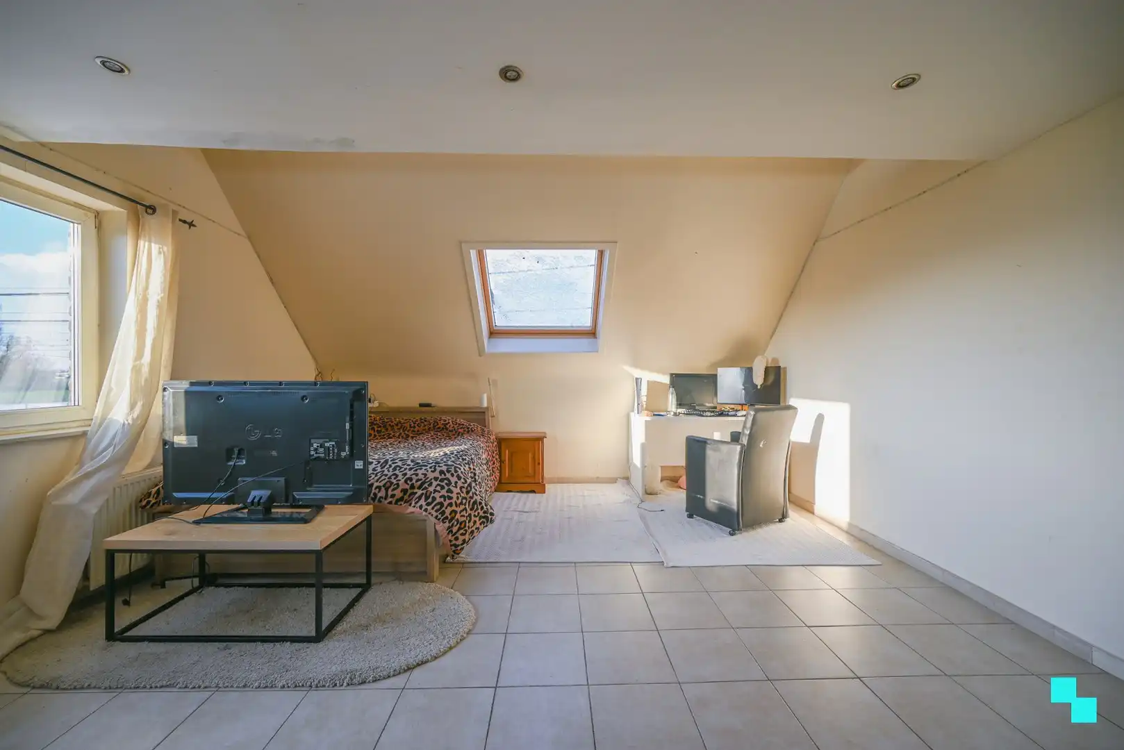 Vrijstaande woning op een afgelegen weg in Desselgem! foto 27