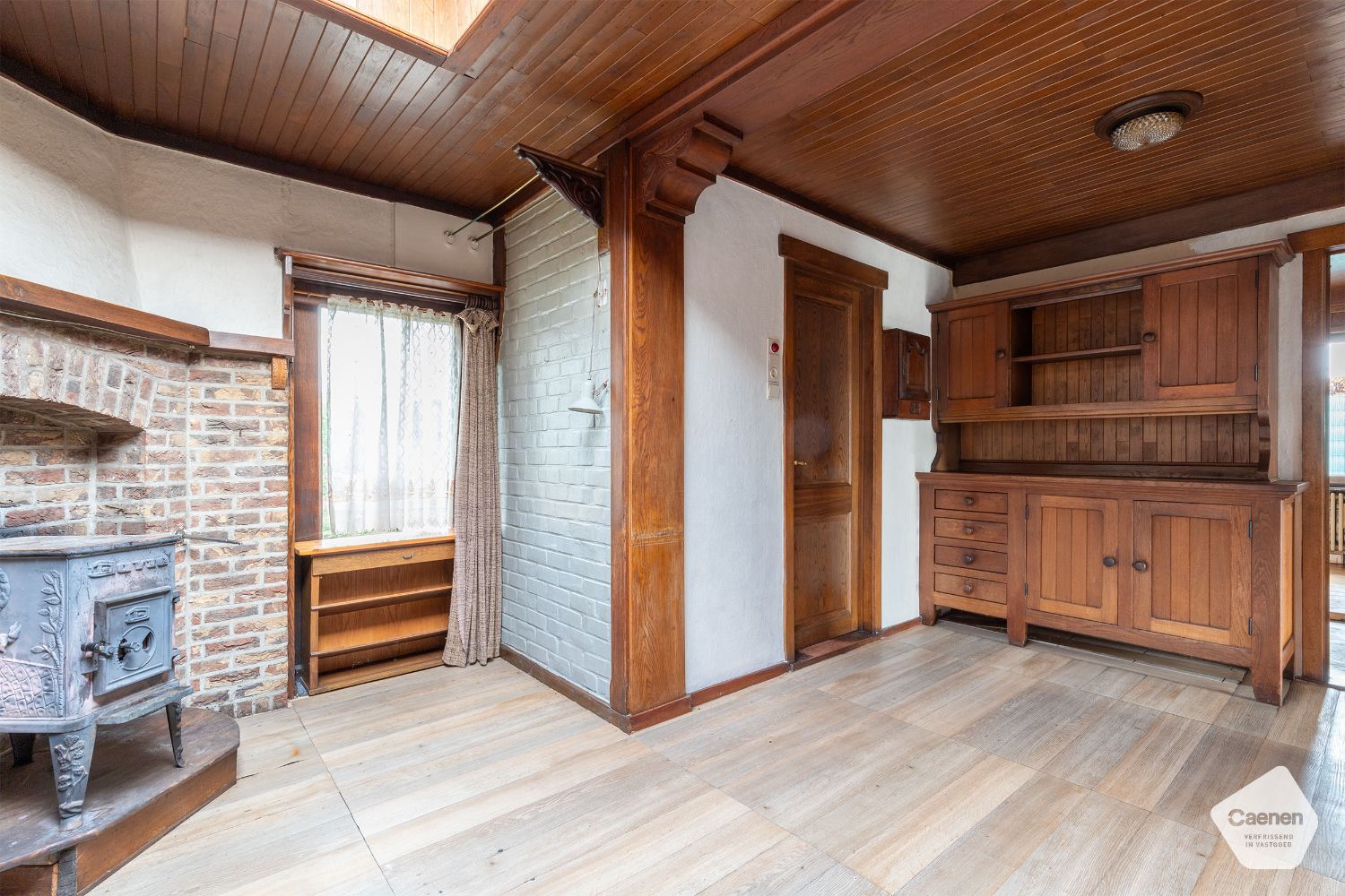 Constructief sterke woning in een residentiële buurt op een perceel van 1035m² foto 5