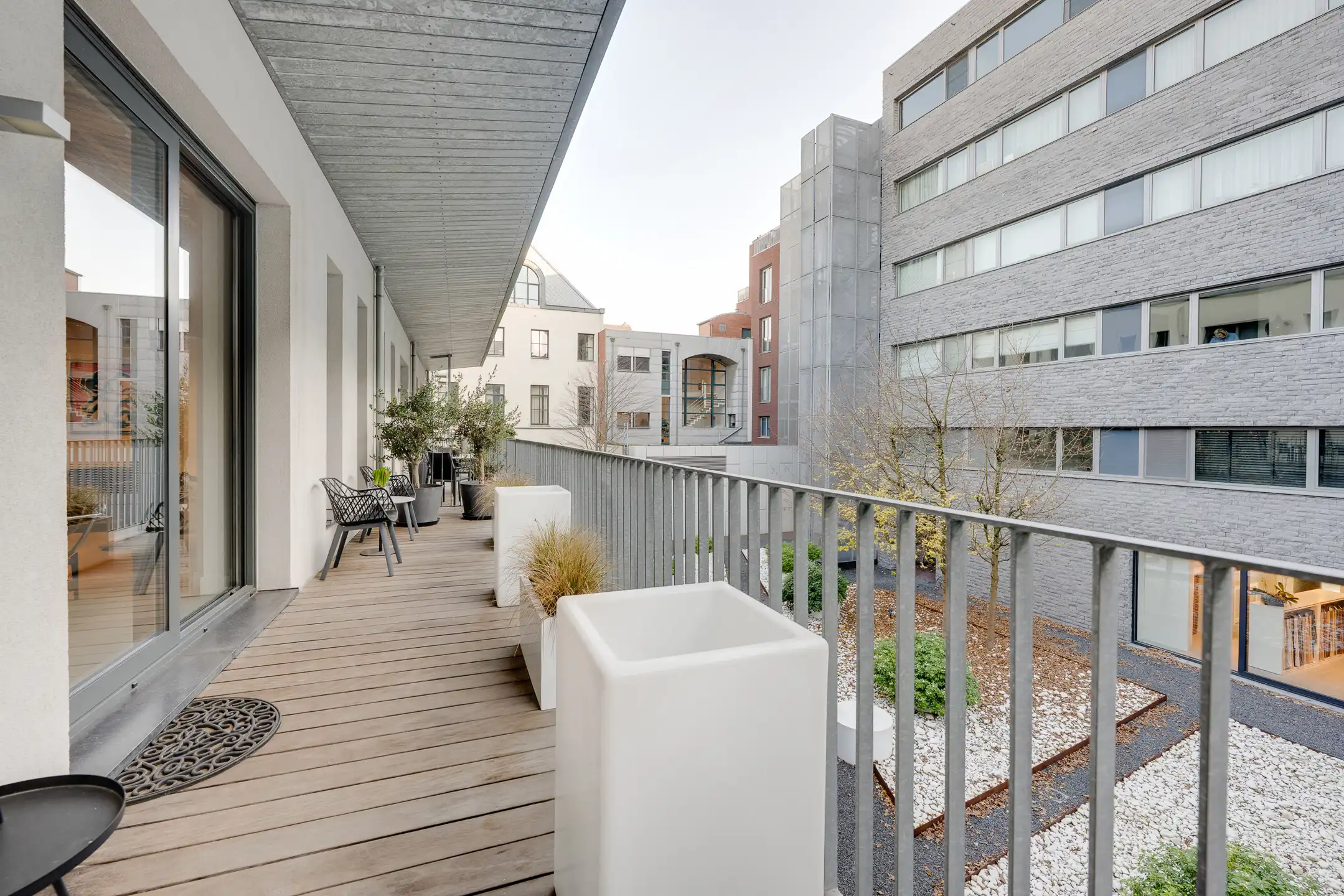 Exclusieve loft met terras op een unieke locatie aan het MAS foto 10