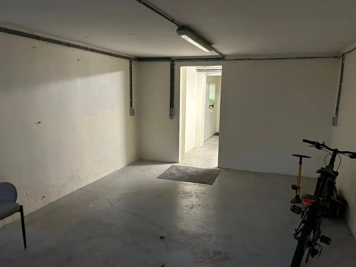 Ruime en gerenoveerde stadswoning met 5 slaapkamers, garage en twee badkamers in hartje Blankenberge foto 24
