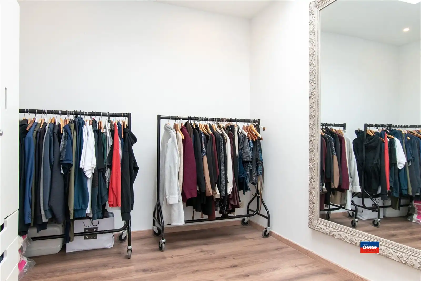 Ruime Bel-étage met 4 slpks  foto 15