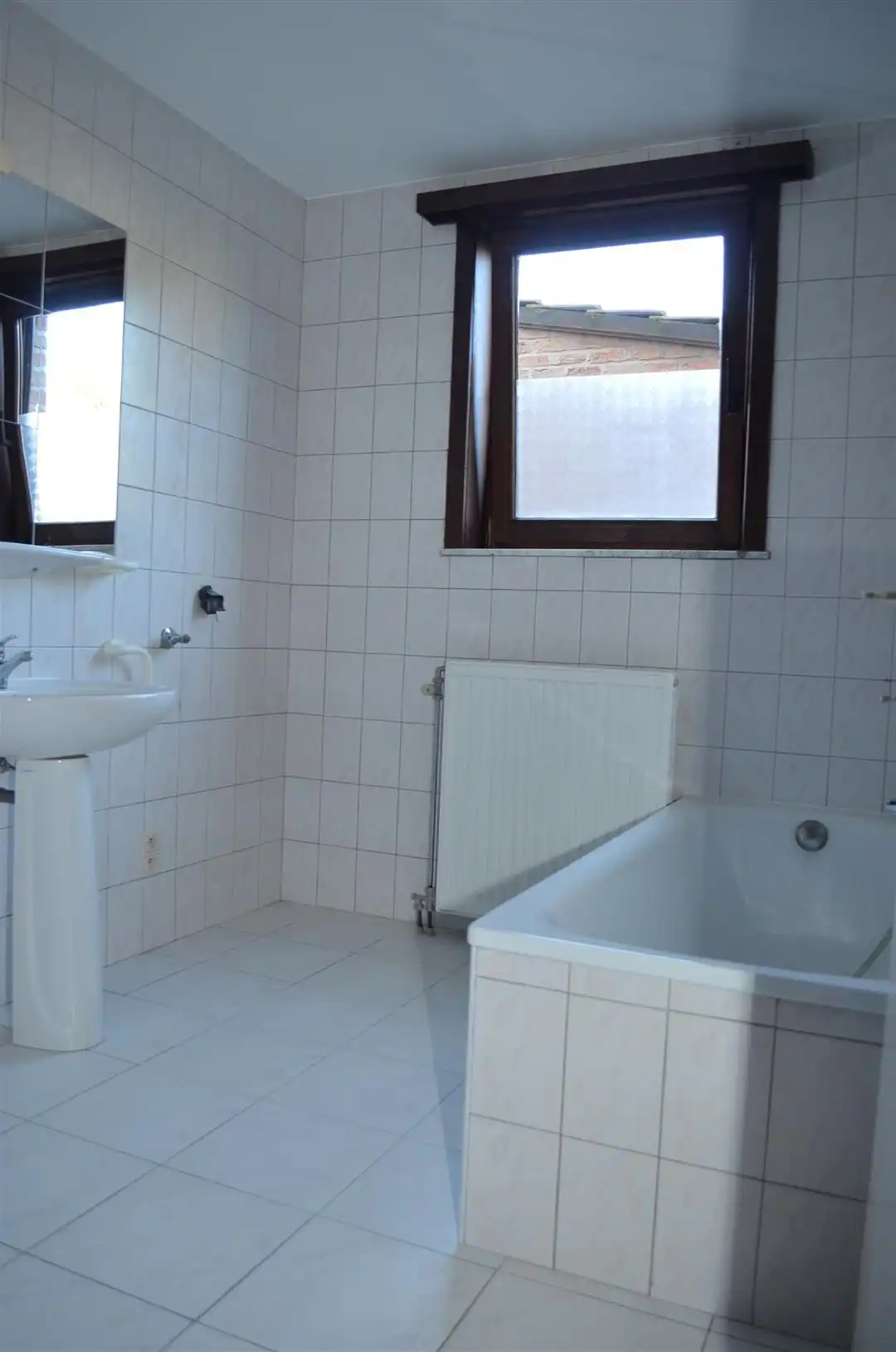 Gelijkvloers appartement met twee slaapkamers foto 9