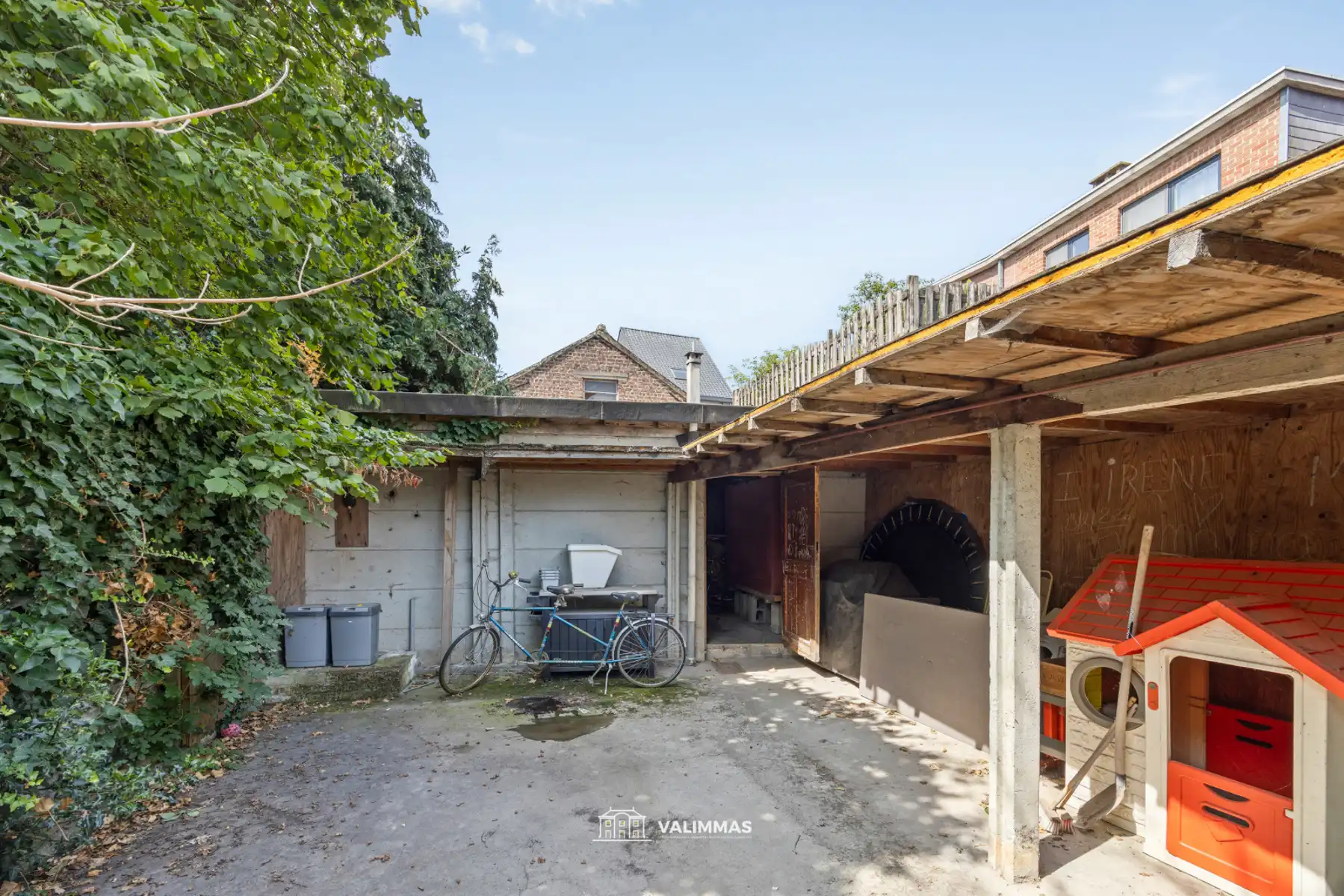 Gelijkvloerse handelsruimte (event. met duplex-appartement) foto 14