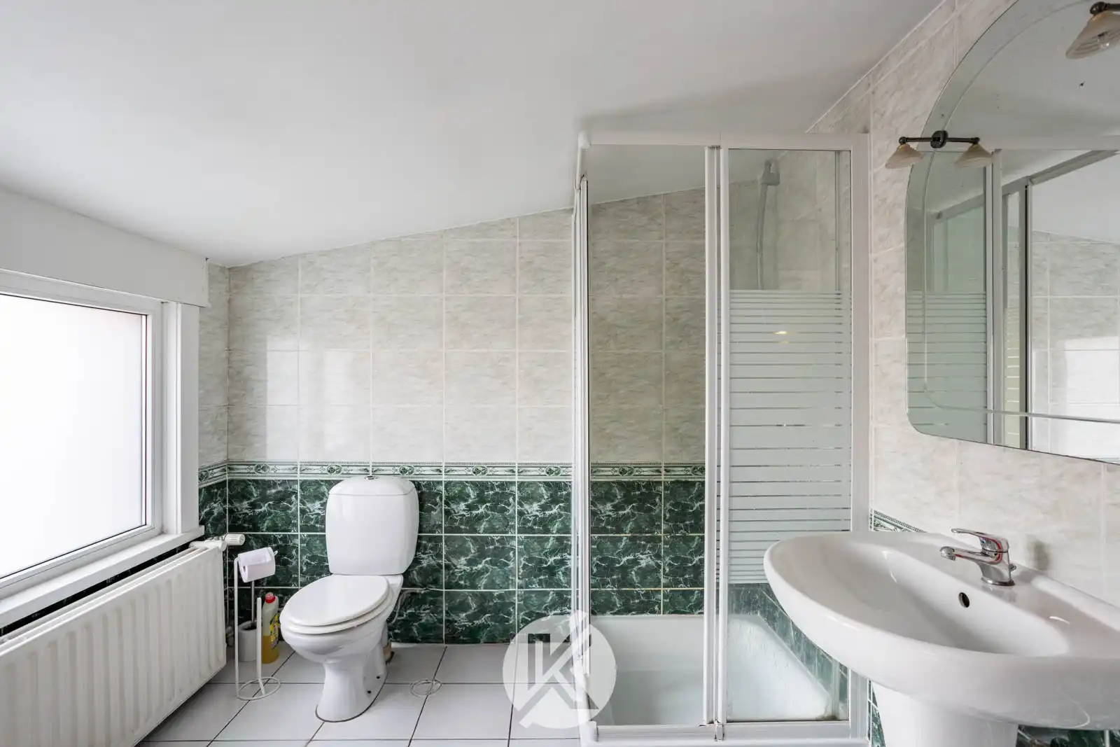 Charmante gezinswoning op een centrale ligging foto 12