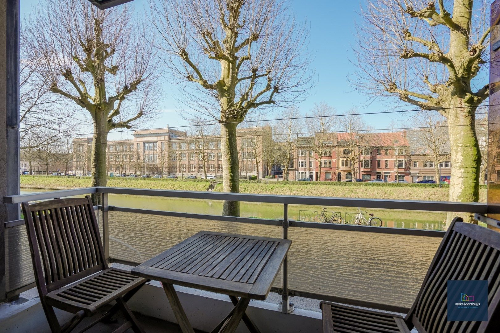 Stijlvol 1 slaapkamer appartement met 2 terrassen, kelder en garagebox foto 7