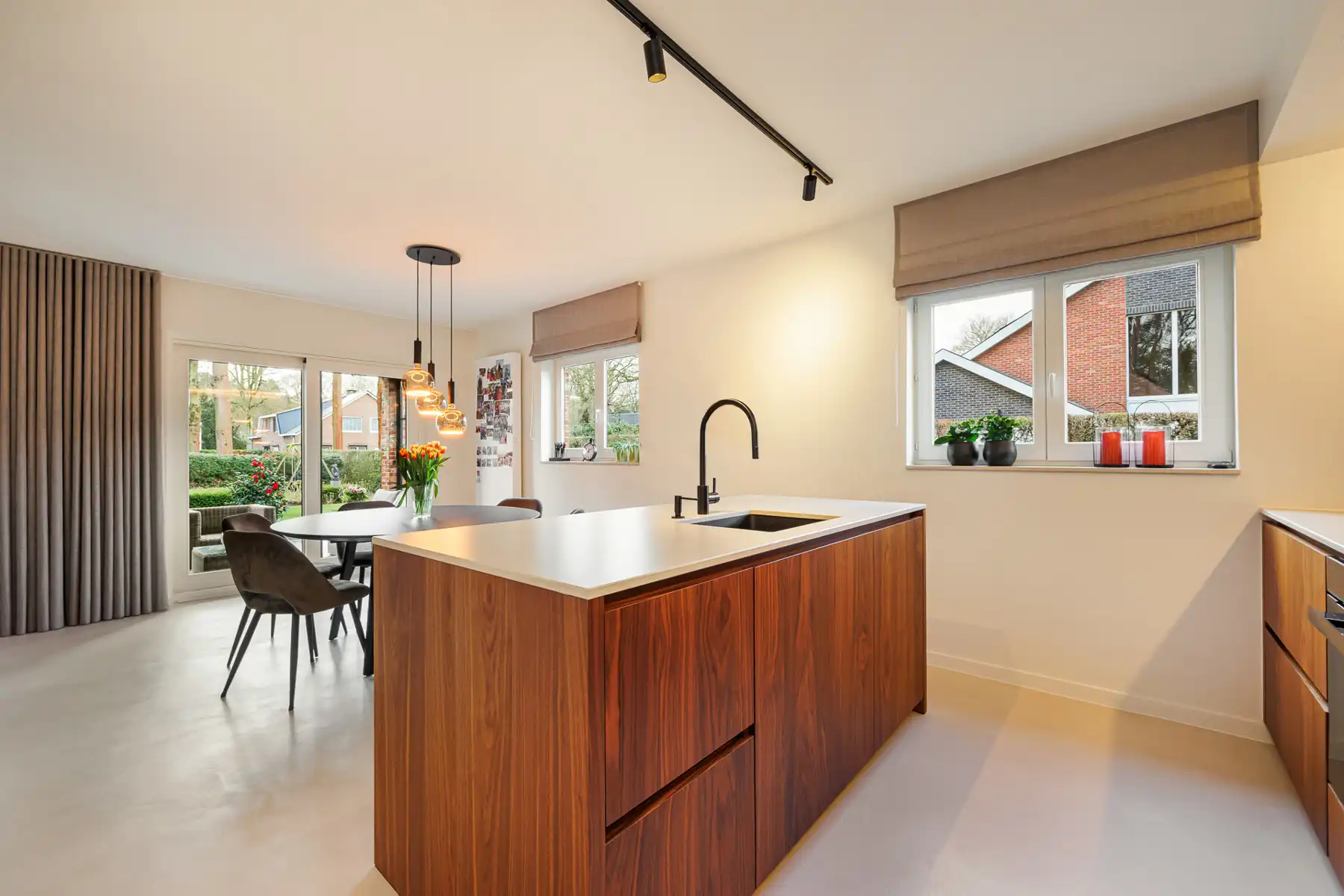 Instapklare villa in het gegeerde Hertebos te 's-Gravenwezel foto 11