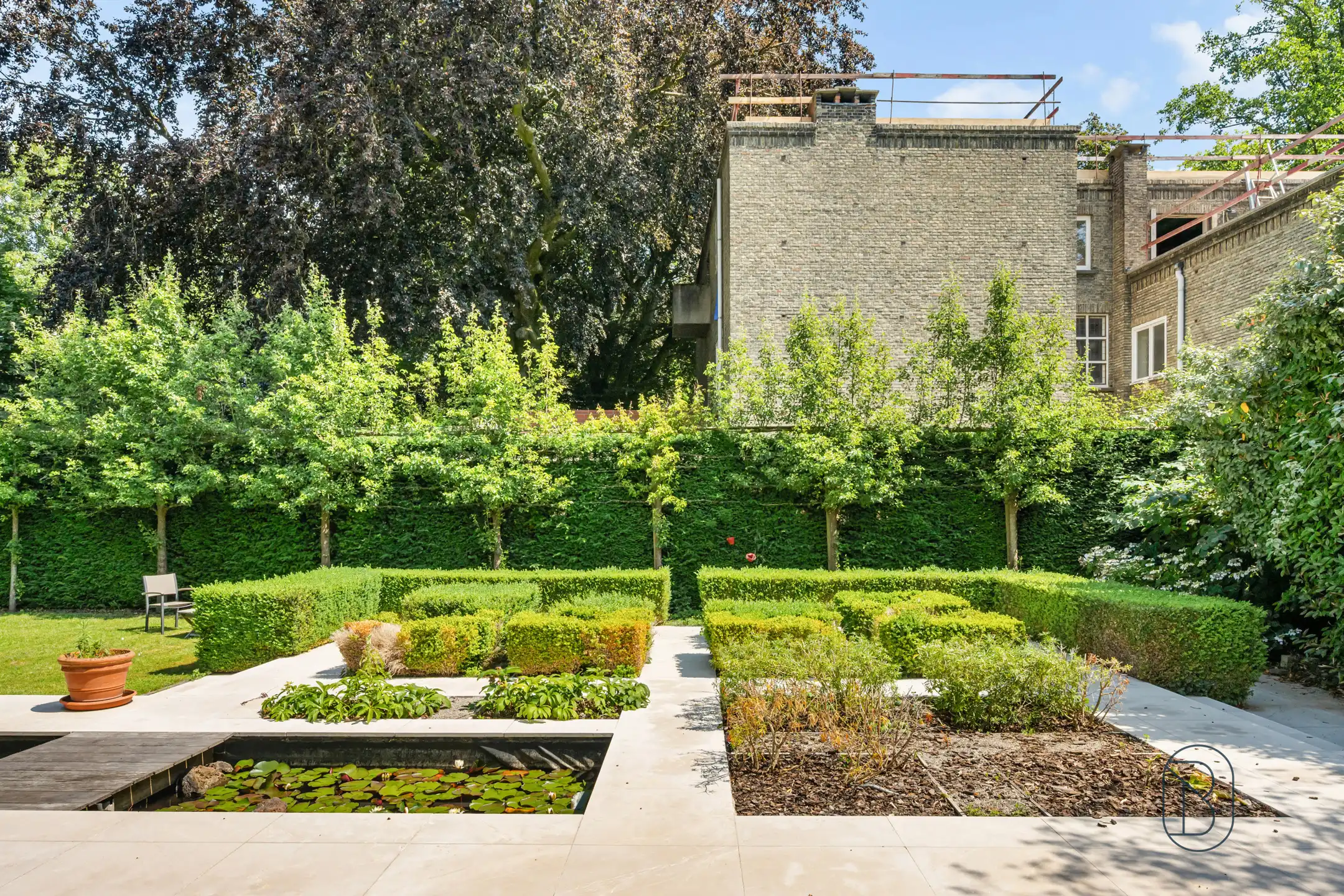 Charmante herenwoning met 5 slk en prachtige stadstuin  foto 3
