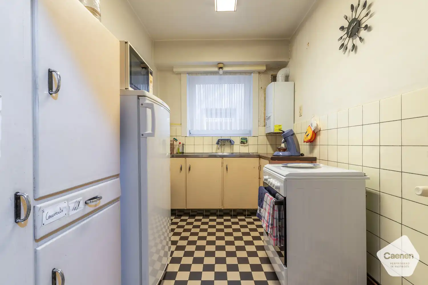 Te renoveren één slaapkamer appartement op een uitstekende ligging foto 5