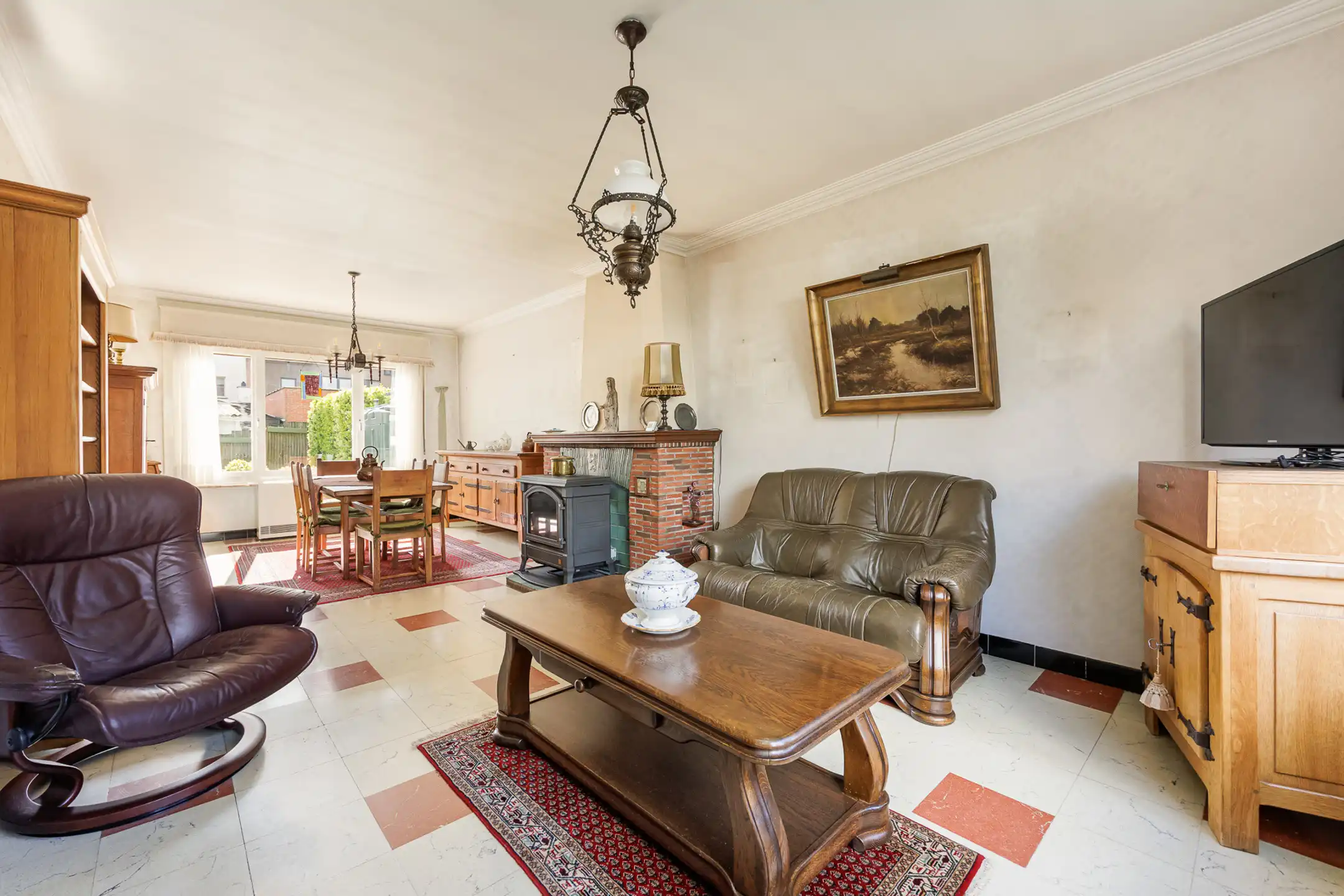 Te renoveren woning op  gunstig gelegen Z-perceel van 523 m² foto 6