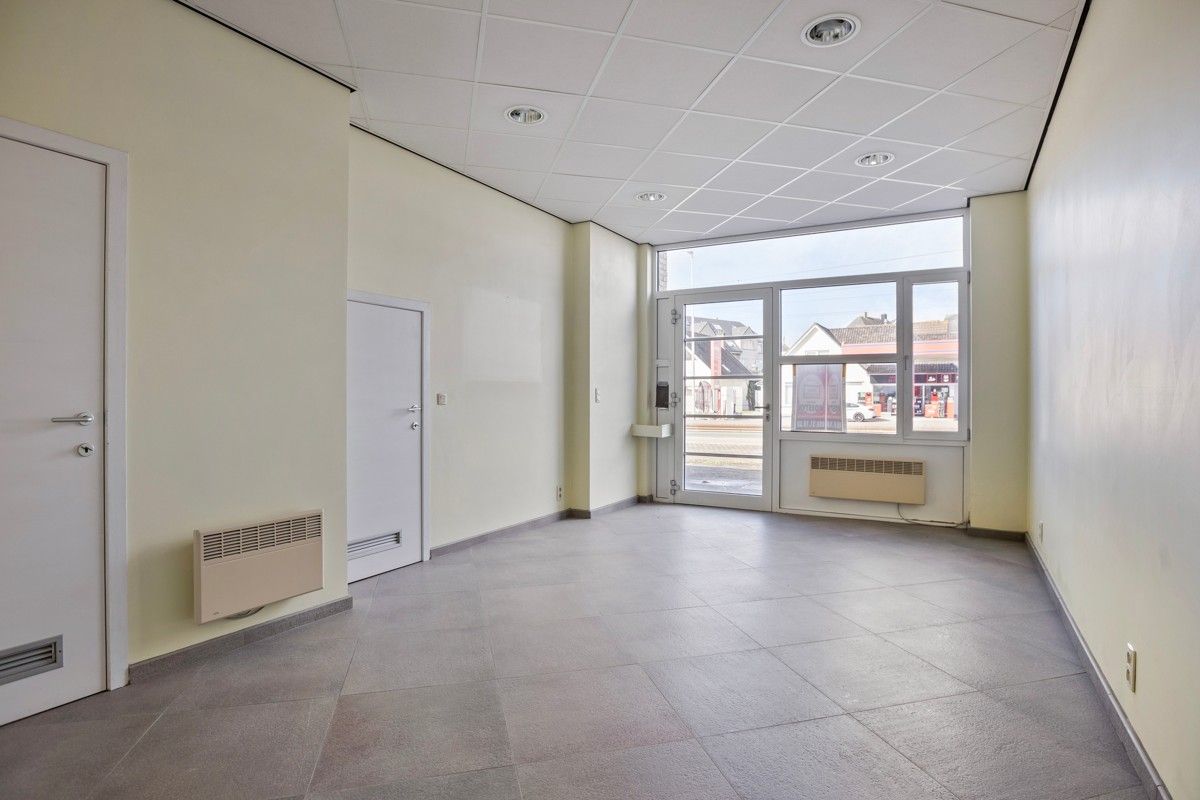 Kantoorruimte te koop in Koksijde! foto 9