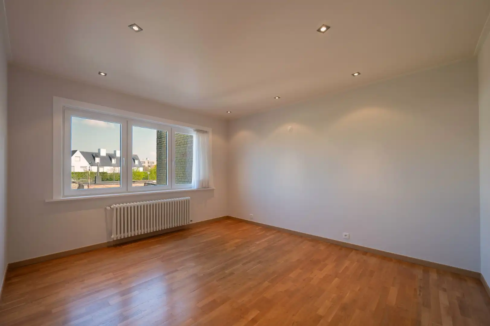 Ongemeubelde instapklare woning in Oud Knokke, op wandelafstand van het Centrum foto 6