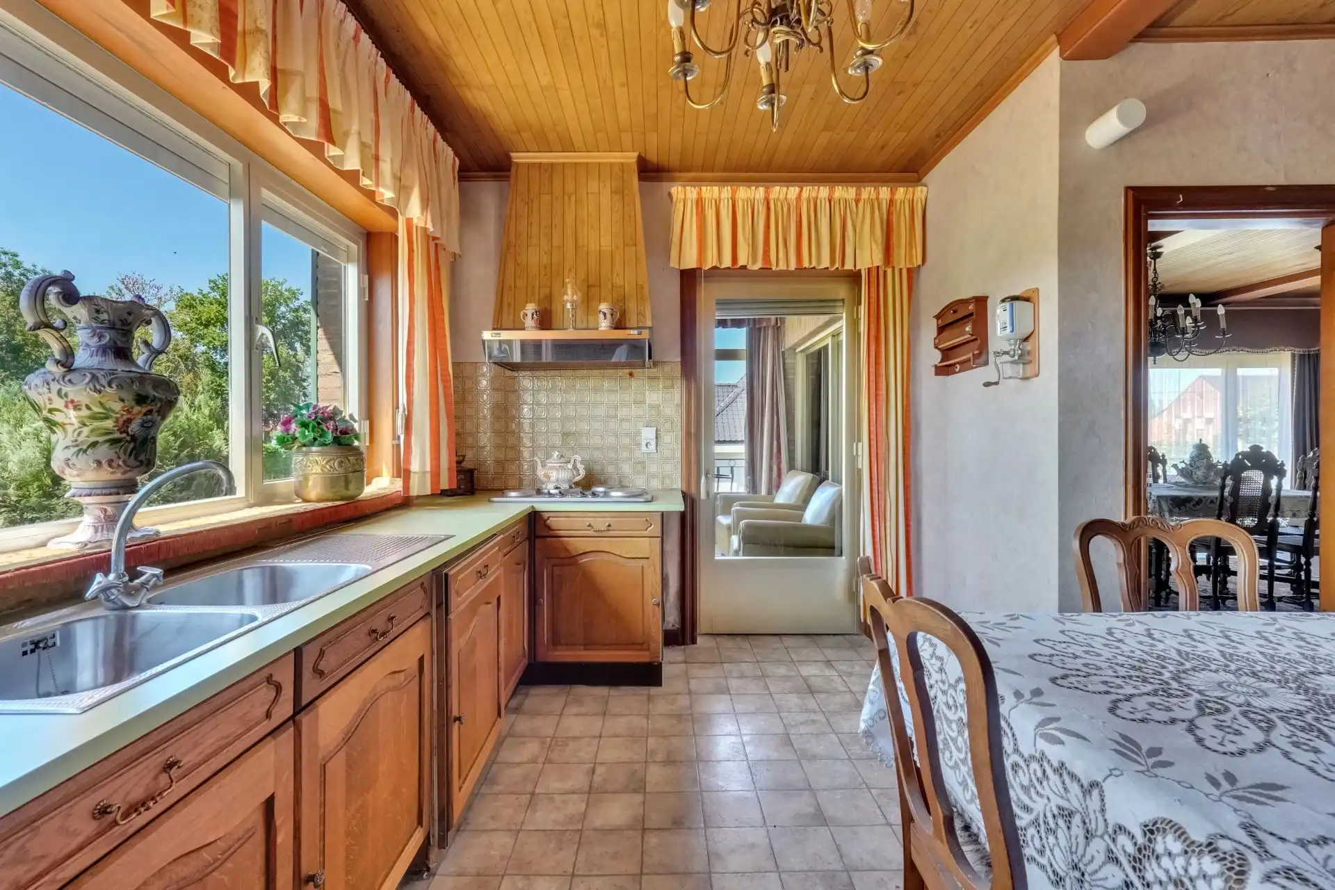 Charmante villa met 2 slaapkamers in Zoutleeuw foto 14