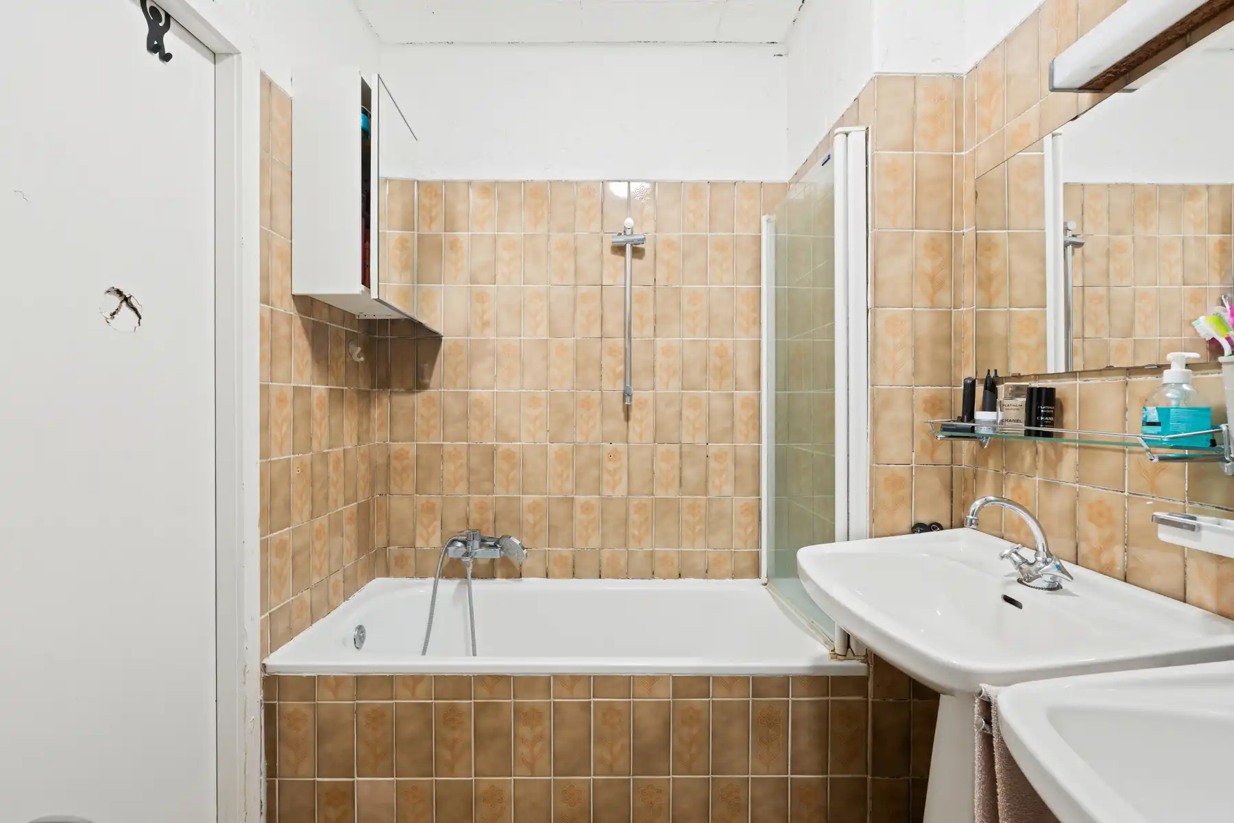 3 slaapkamer appartement, ondergrondse staanplaats & kelder  foto 14