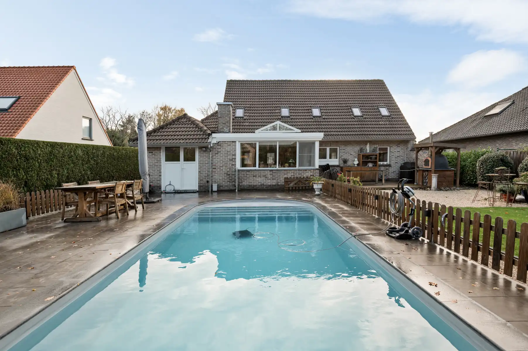 Instapklare woning gelegen in een doodlopende straat foto 16