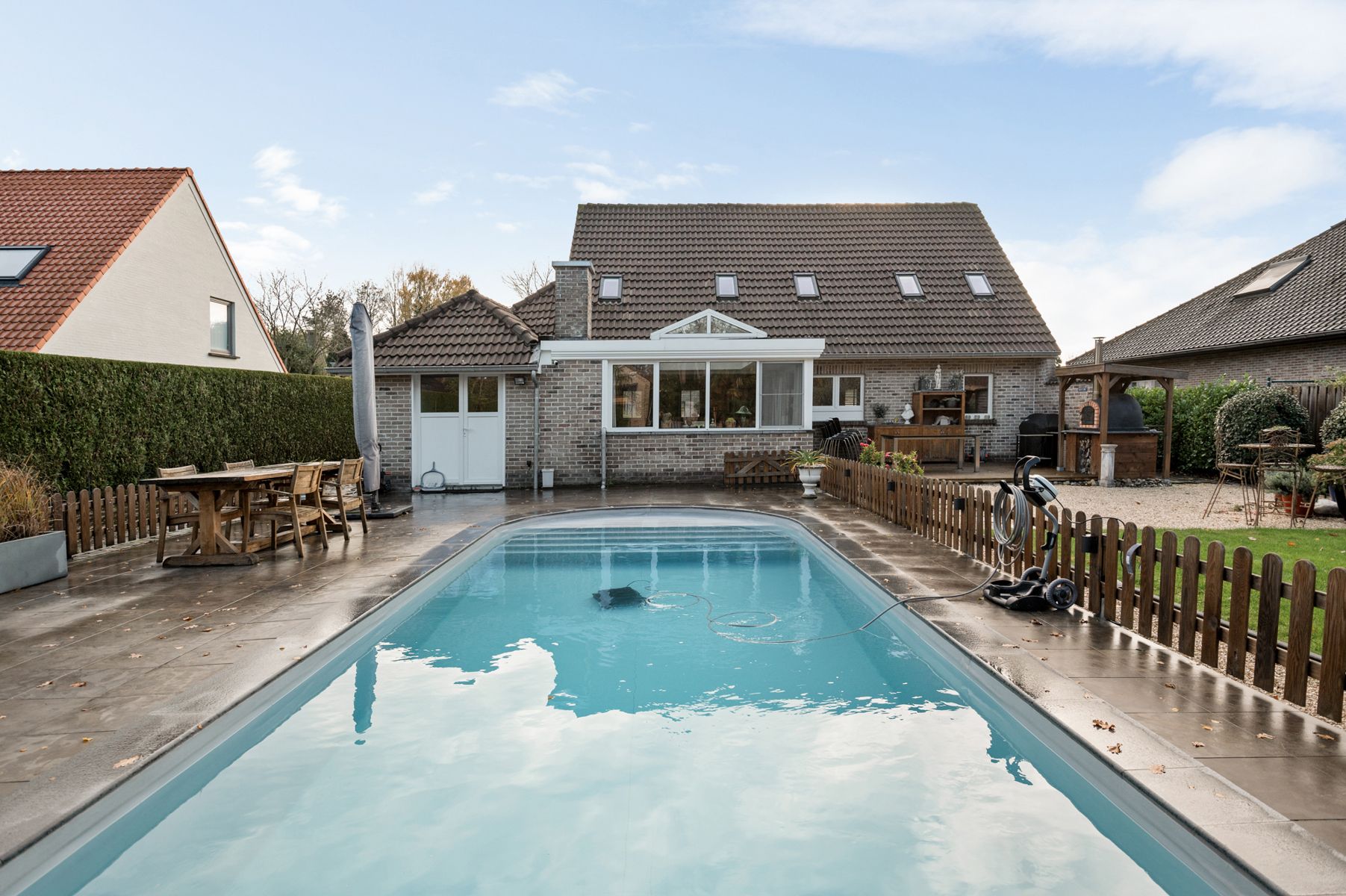 Instapklare woning gelegen in een doodlopende straat foto 16