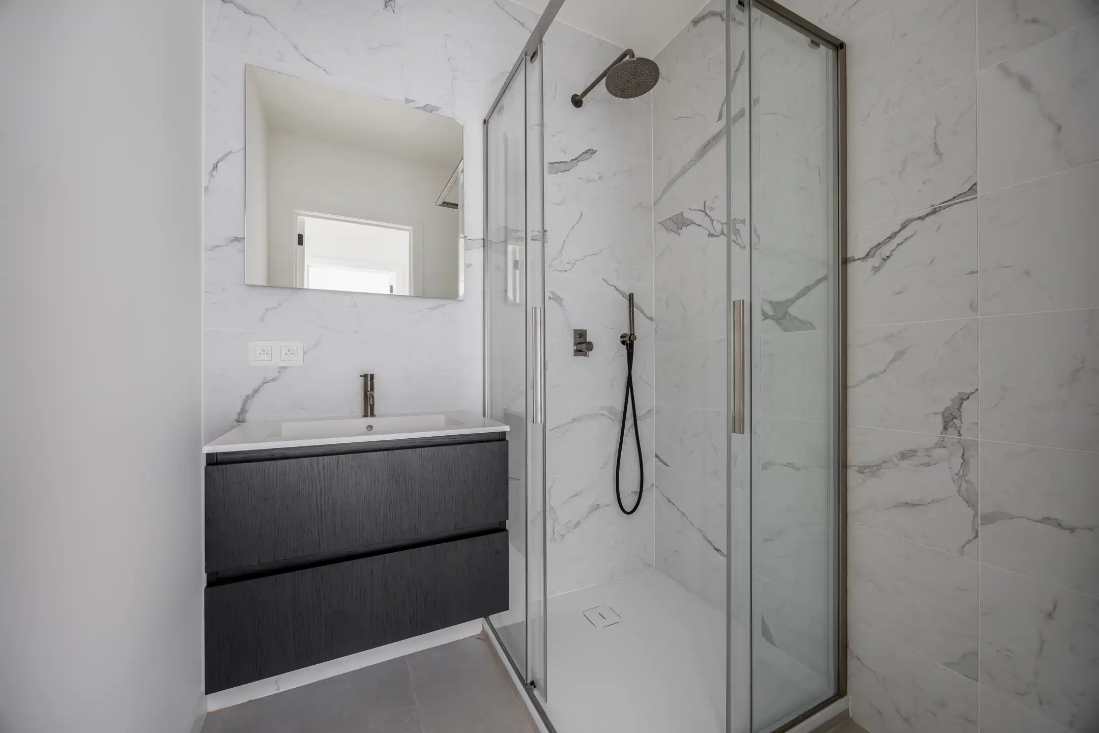 2 slaapkamerappartement nabij Groen Kwartier foto 15