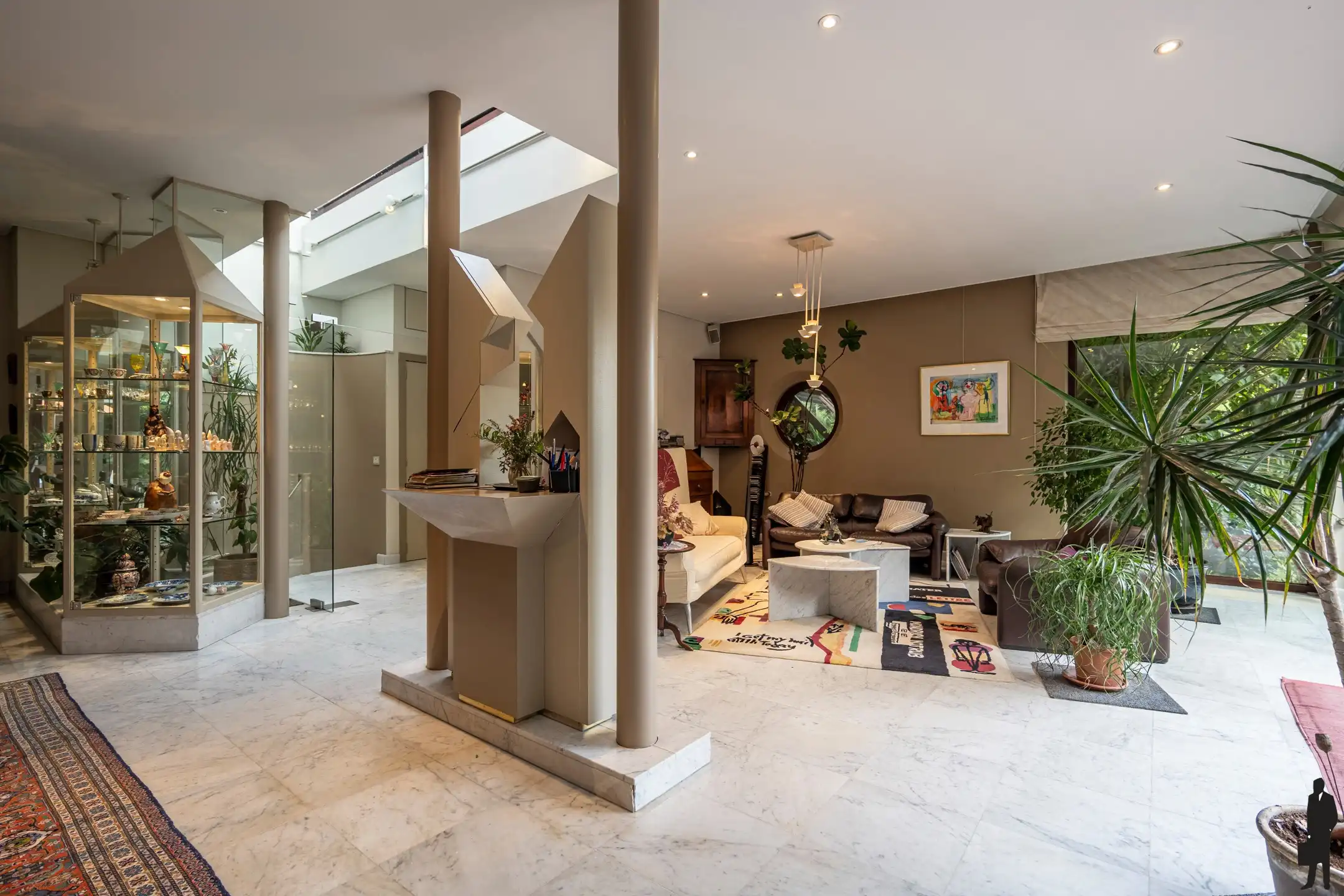 Statig herenhuis met 6 slks, 2 bdks, dubbele garage  foto 9