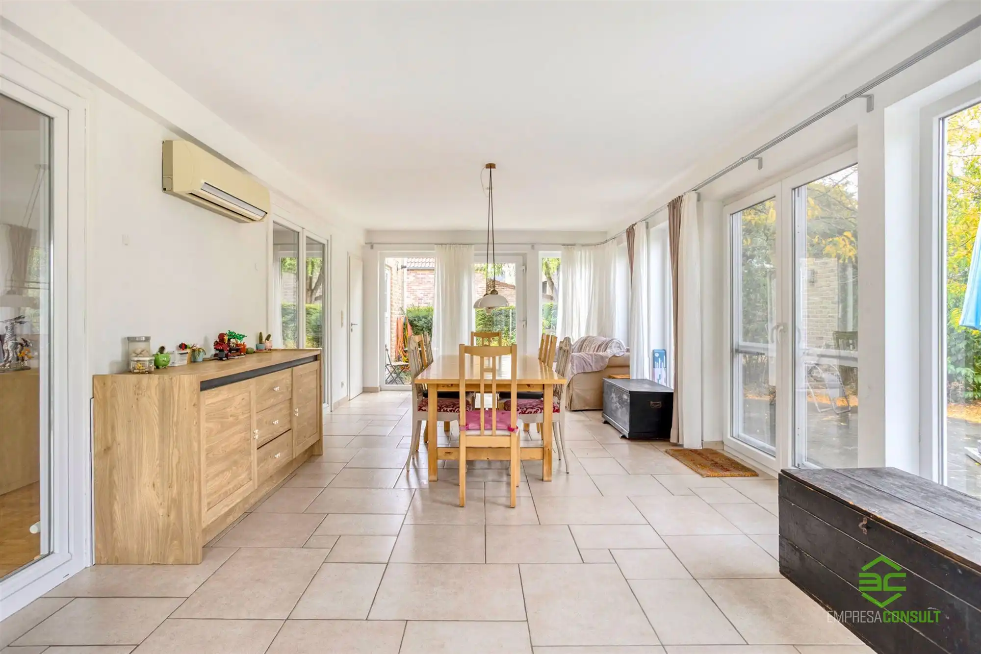 Ruime, energiezuinige woning met 5slpk en 3 badk te Hoeleden! foto 9