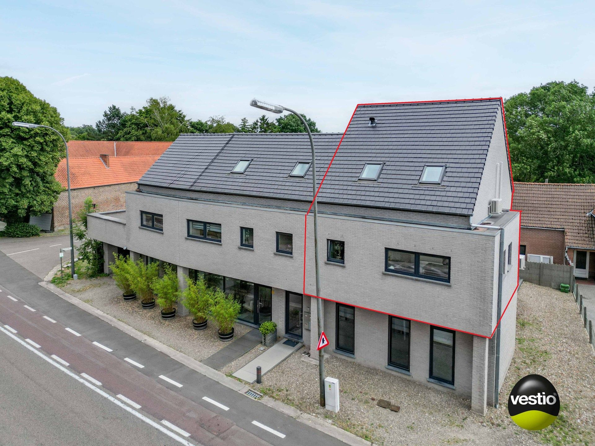 RUIM, INSTAPKLAAR DUPLEXAPPARTEMENT 110 M² MET XL TERRAS foto 4