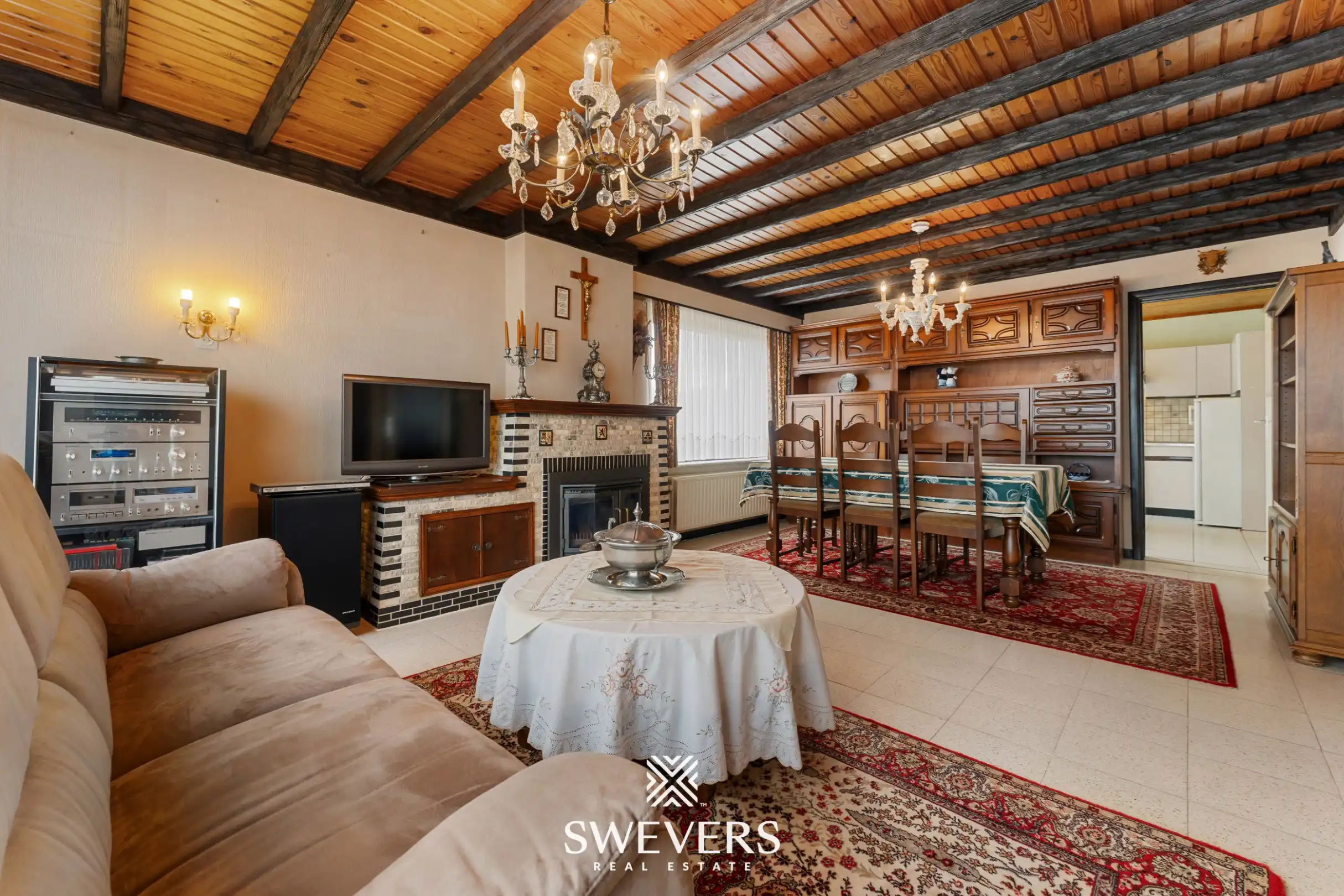 Charmante renovatiewoning met stevige structuur en veel potentieel in Koersel foto 3