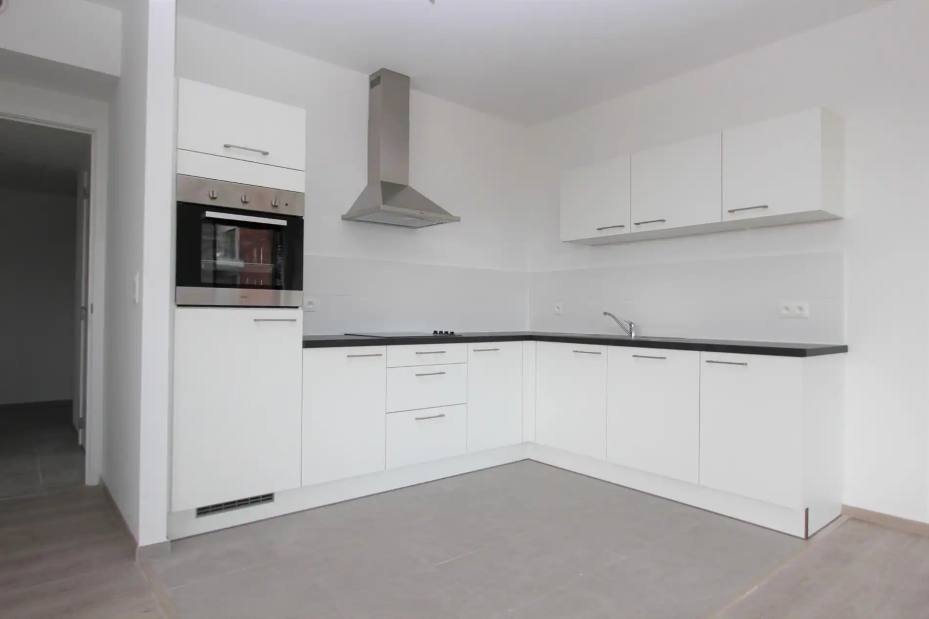 PRIMA GELEGEN APPARTEMENT MET TERRAS foto 6