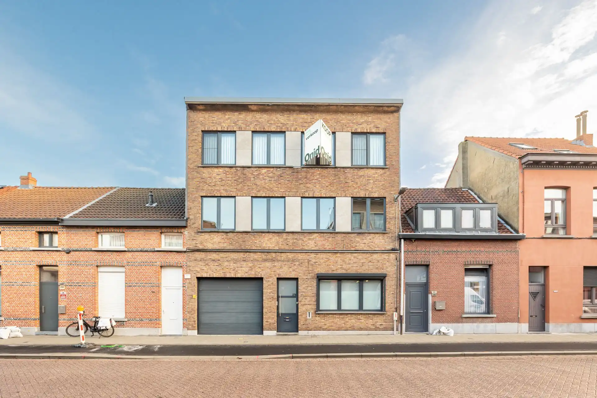 Hoofdfoto van de publicatie: Instapklaar appartement met twee slaapkamers in Wilrijk