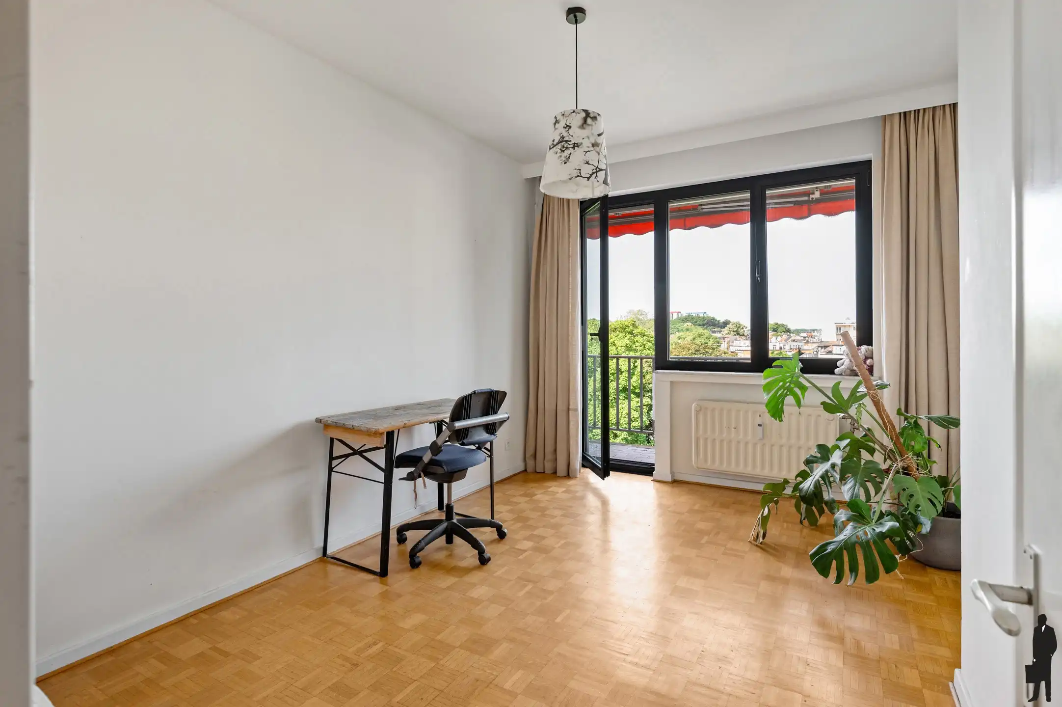 Lichtrijk 3-slaapkamer appartement met Zuidwest terras foto 16